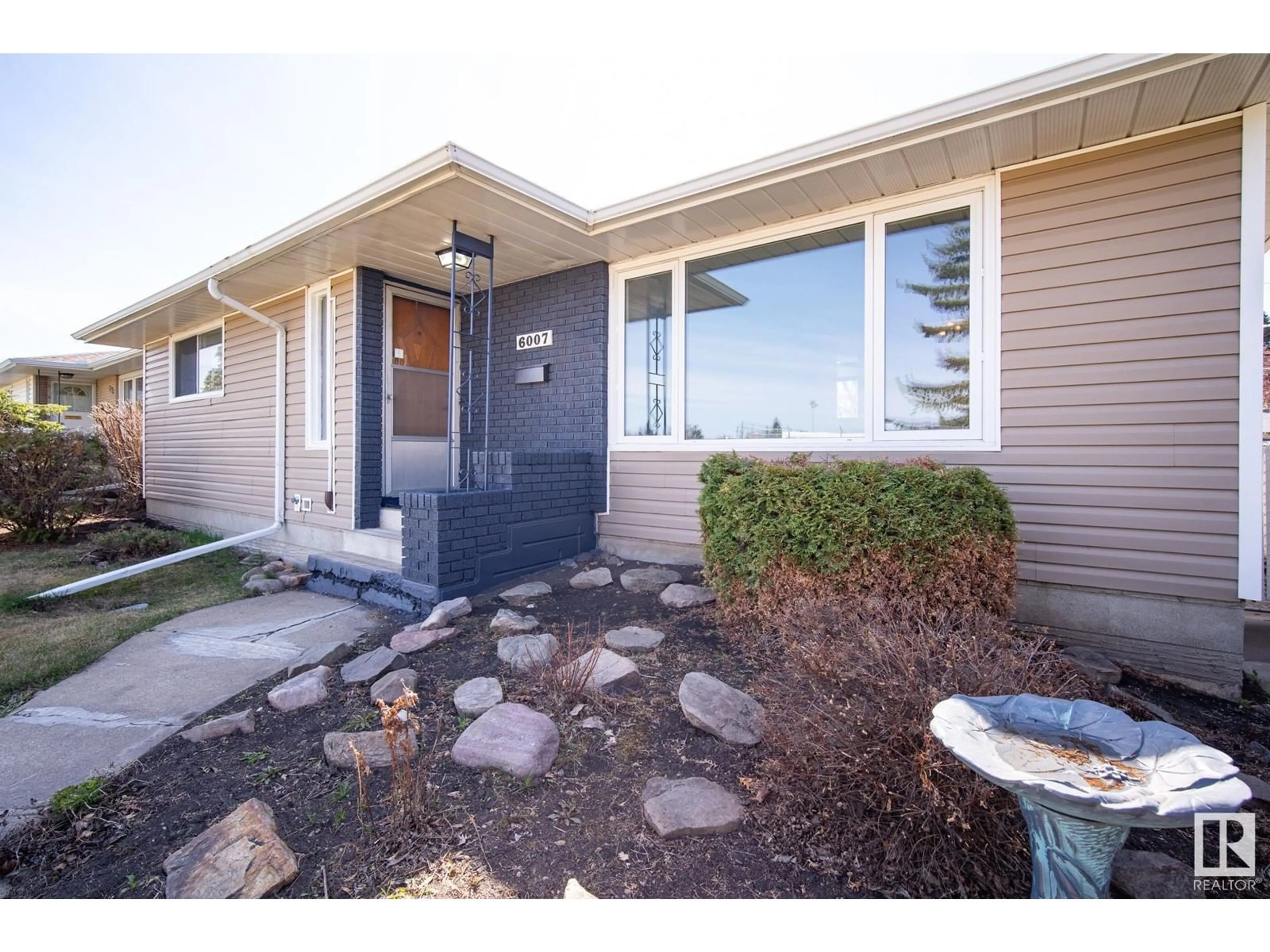 Unknown for 6007 95 AV, Edmonton Alberta T6B1A4