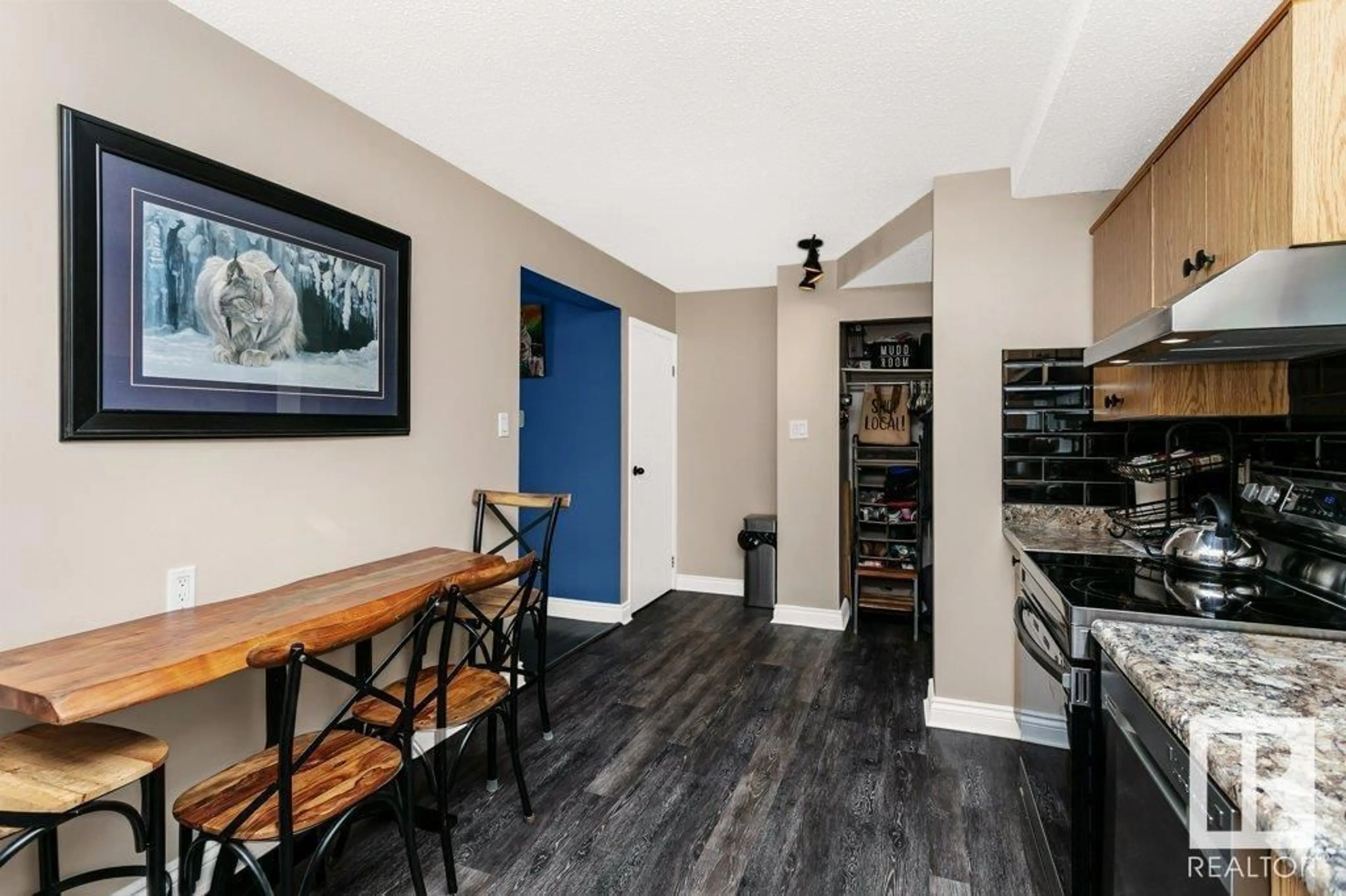 Open concept kitchen, unknown for 5615 137 AV, Edmonton Alberta T5A2H4