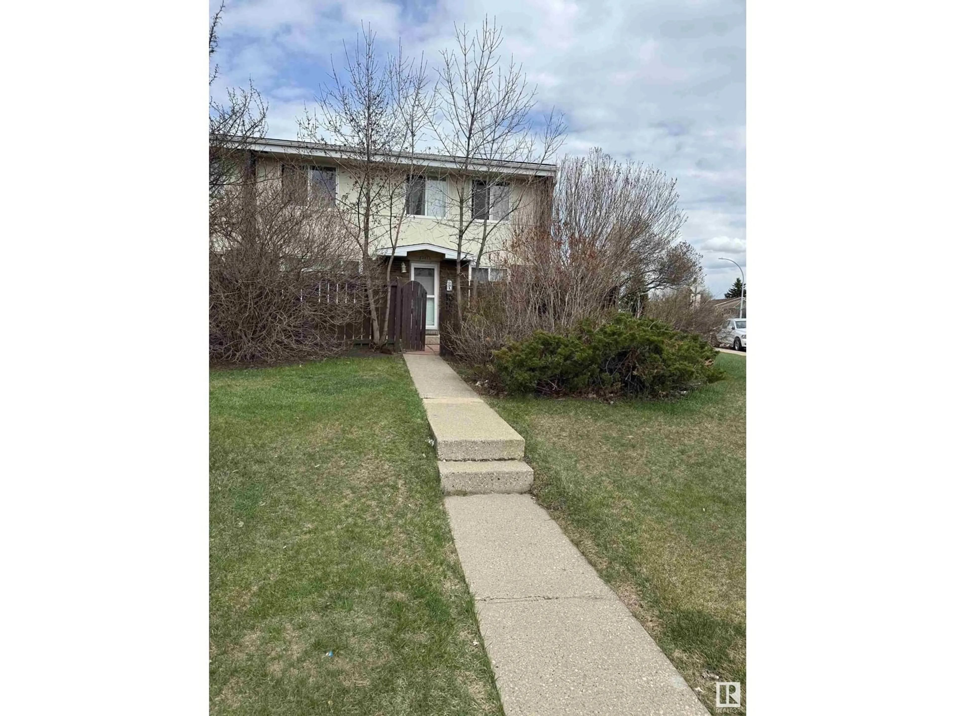 Unknown for NW - 231 ROSELAND VG, Edmonton Alberta T5E5R6