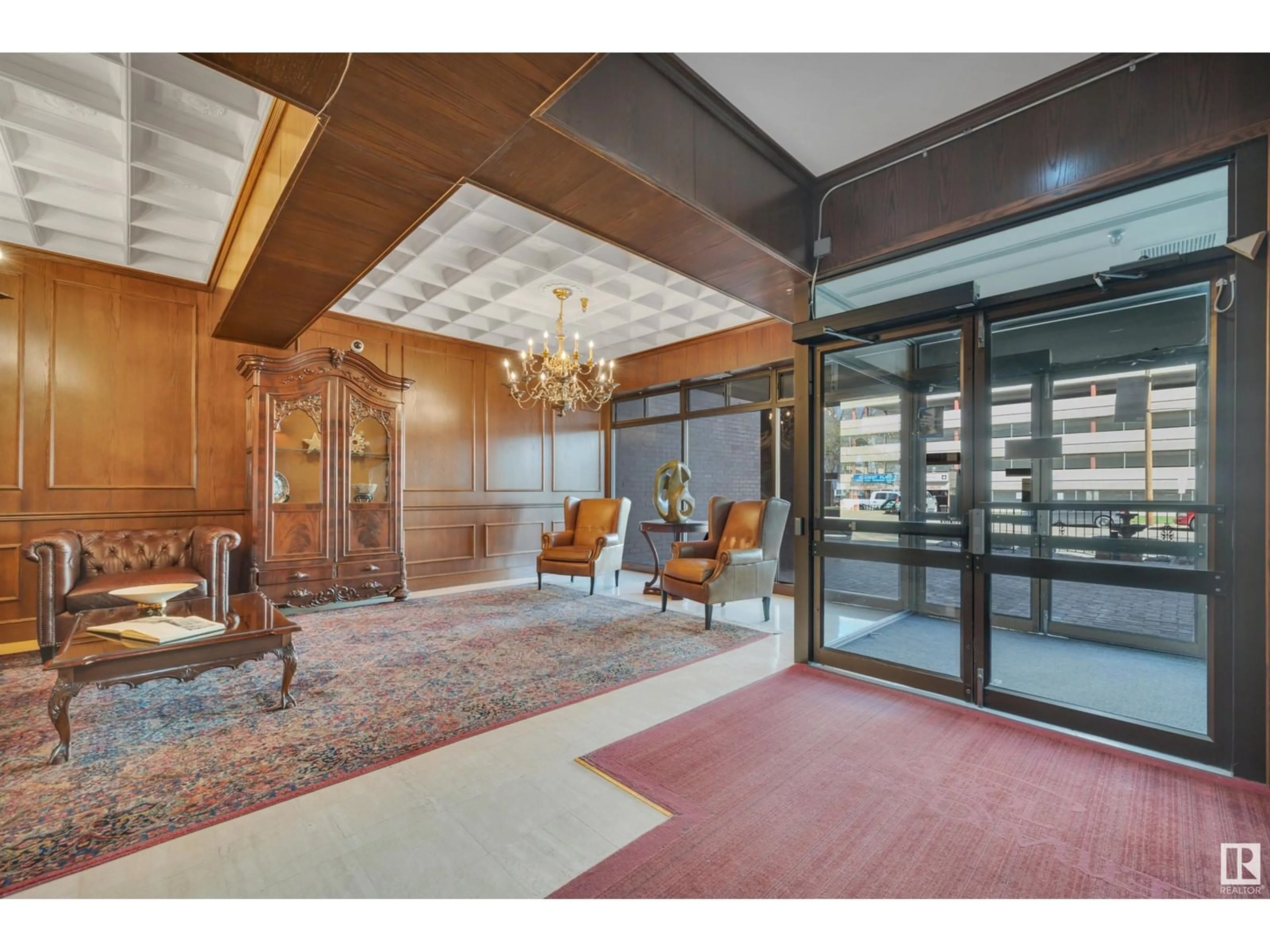 Indoor foyer for 1104 - 11503 100 AV, Edmonton Alberta T5K2K7