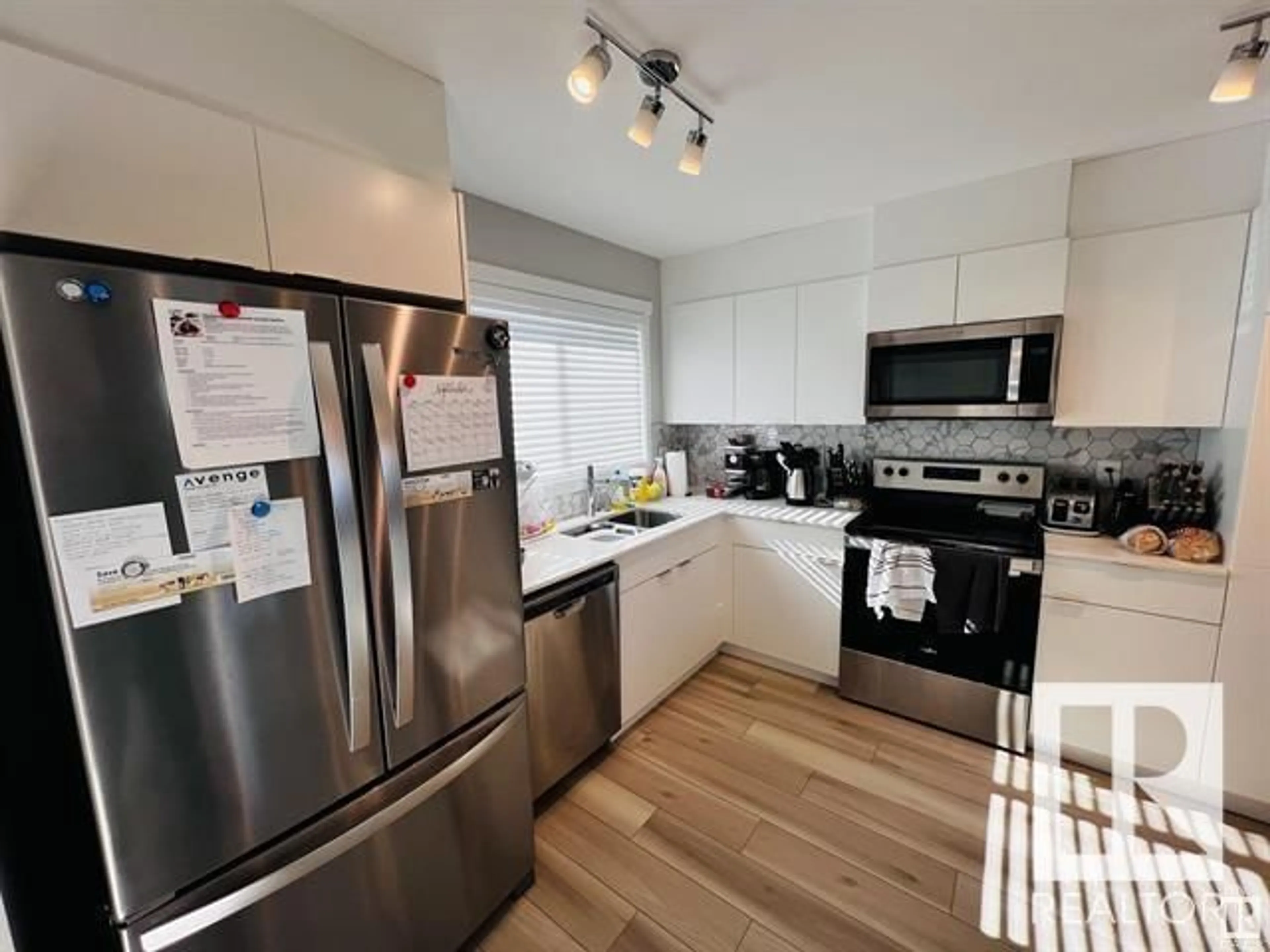 Unknown for NW - 7111 178 AV, Edmonton Alberta T5Z0T4