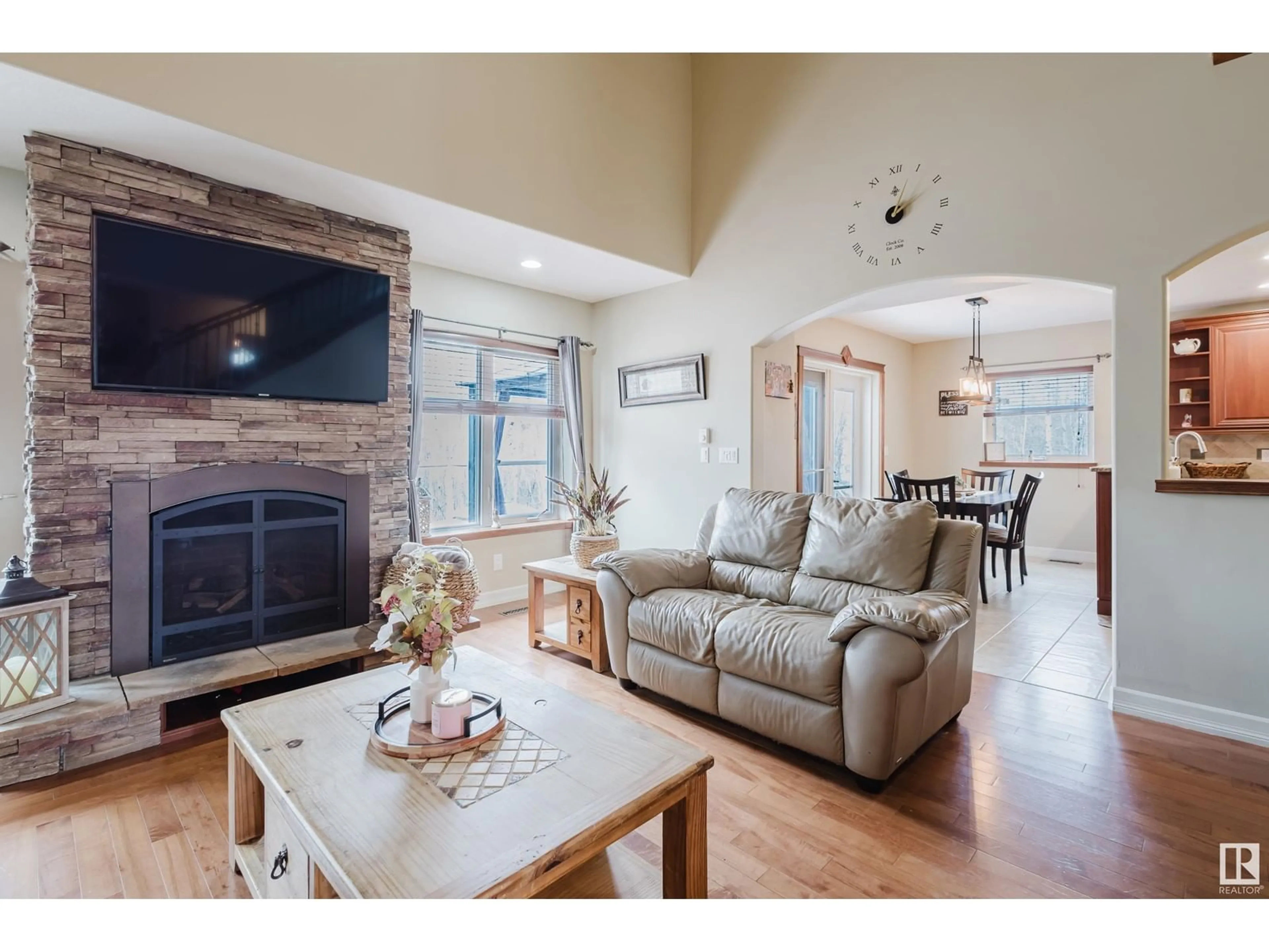 Living room with furniture, unknown for NE - 52 53122 RANGE ROAD RD, Rural Parkland County Alberta T7Y2T3