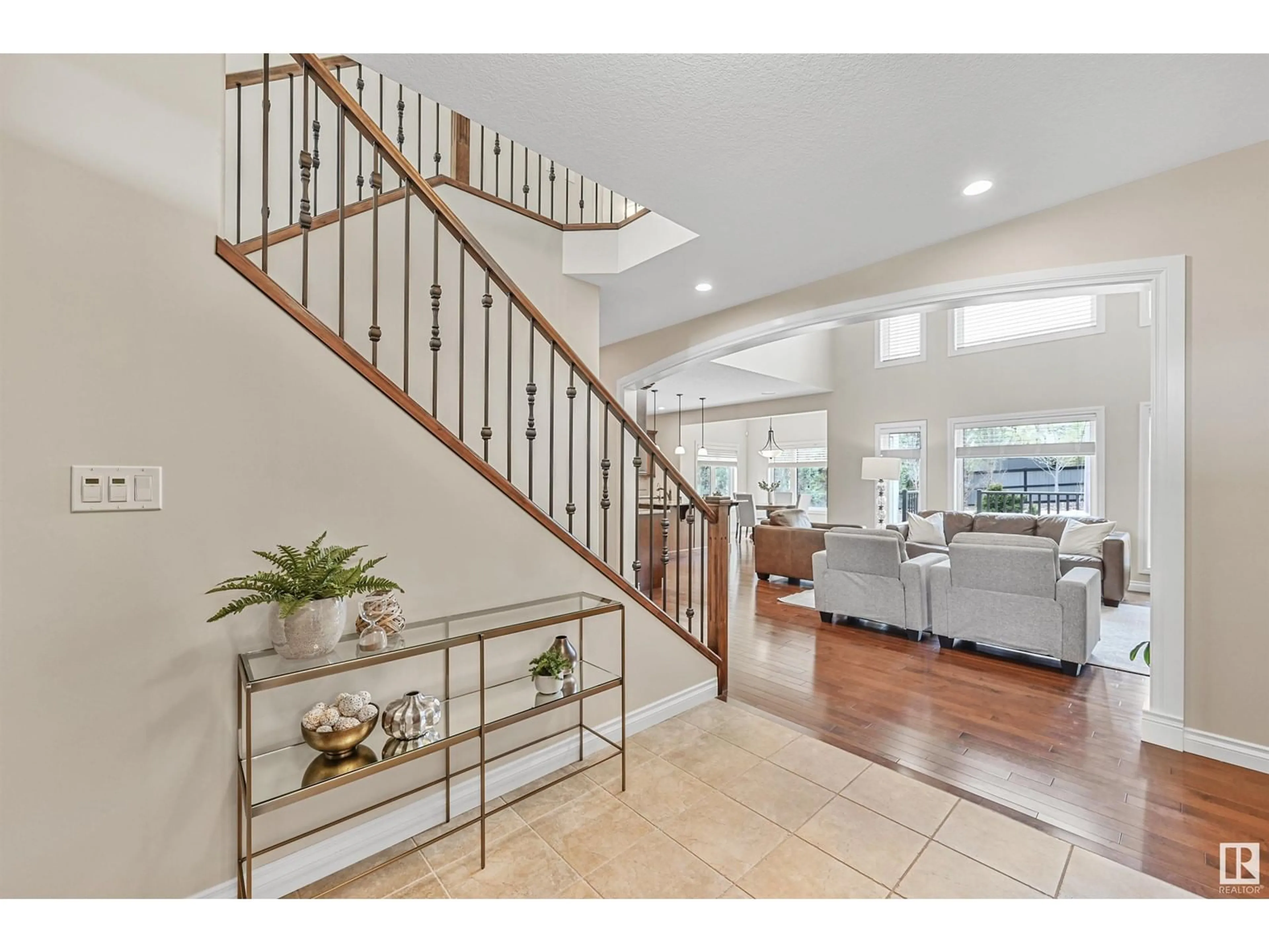 Indoor entryway for 2471 MARTELL CR, Edmonton Alberta T6R0M6
