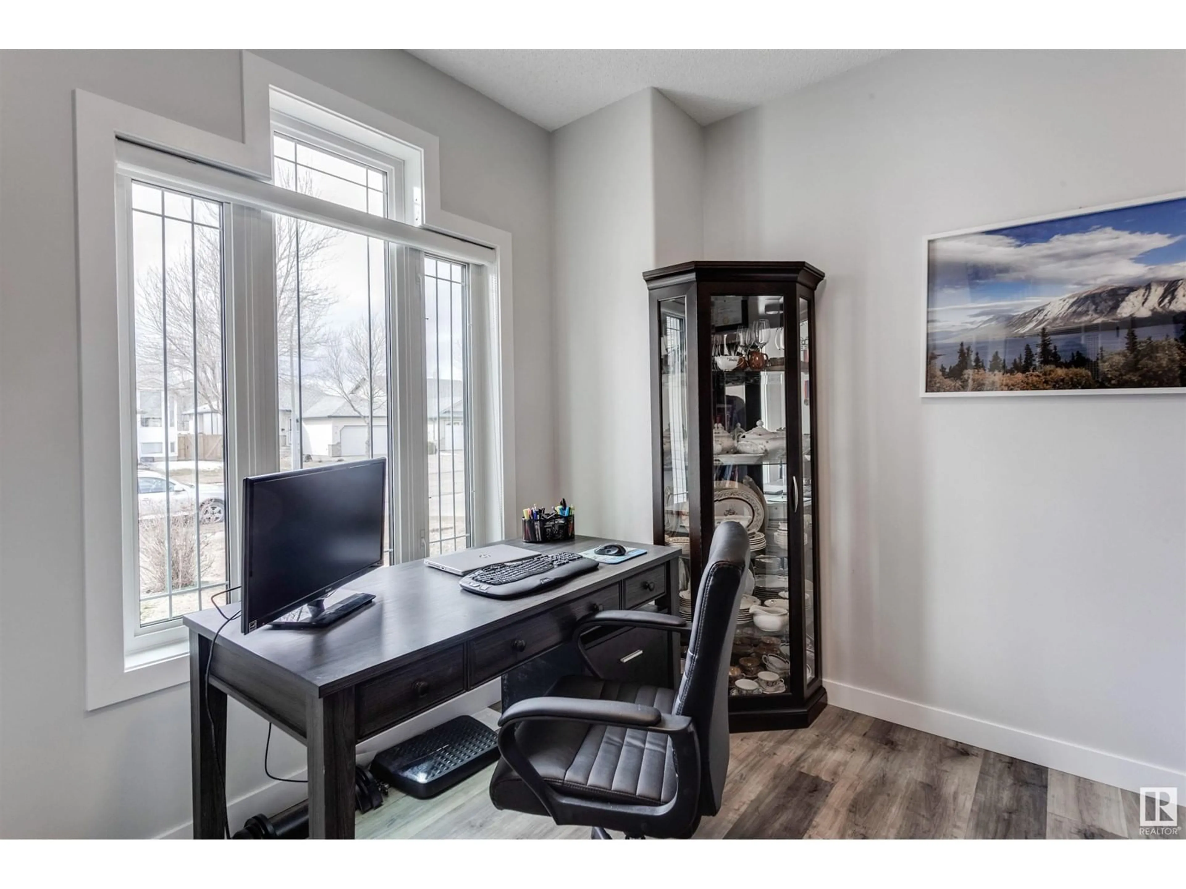 A pic of a room for 19 OAKPARK CR, St. Albert Alberta T8N6L2