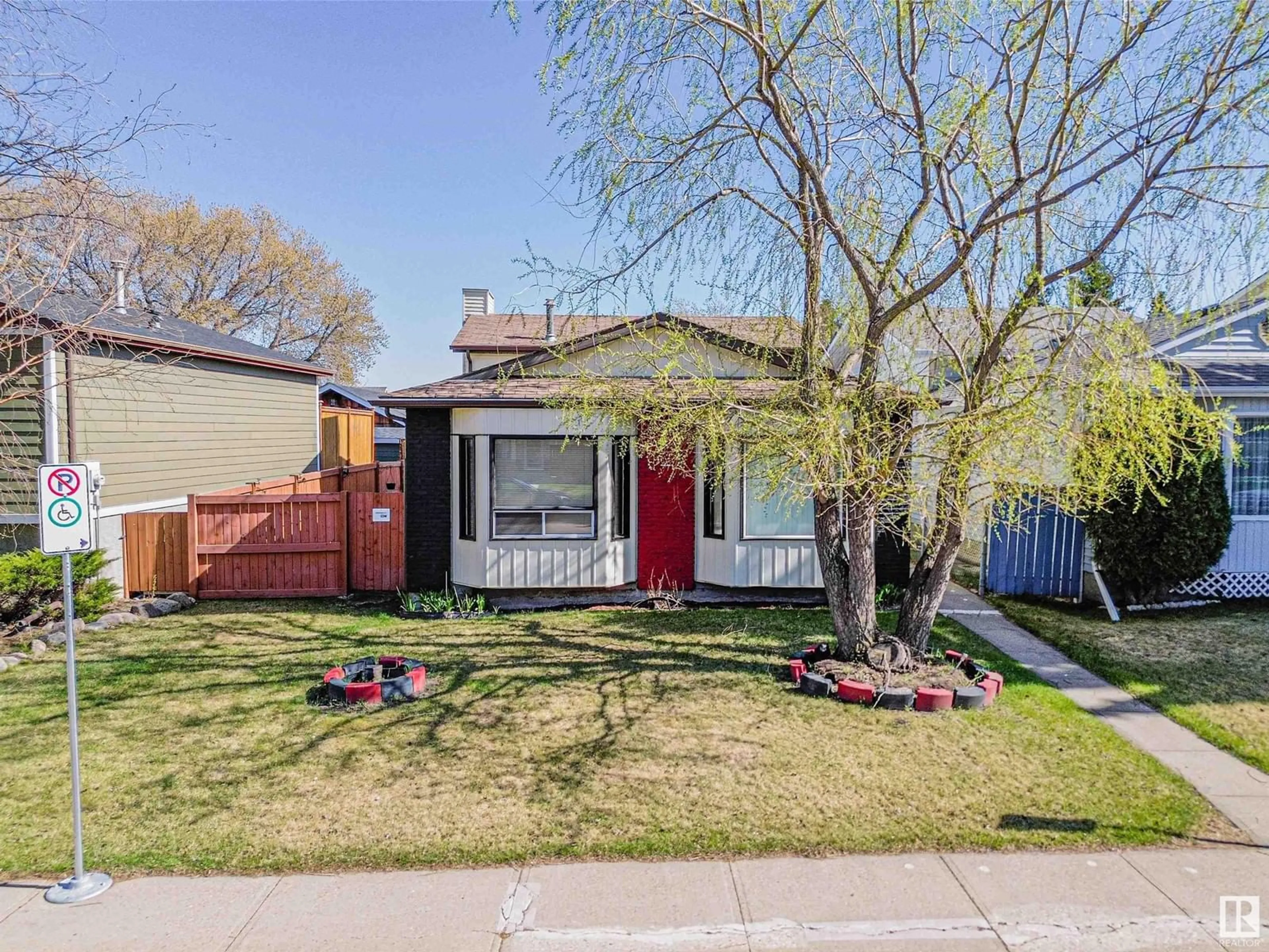 Unknown for 393 KIRKPATRICK CRESCENT, Edmonton Alberta T6L5C9