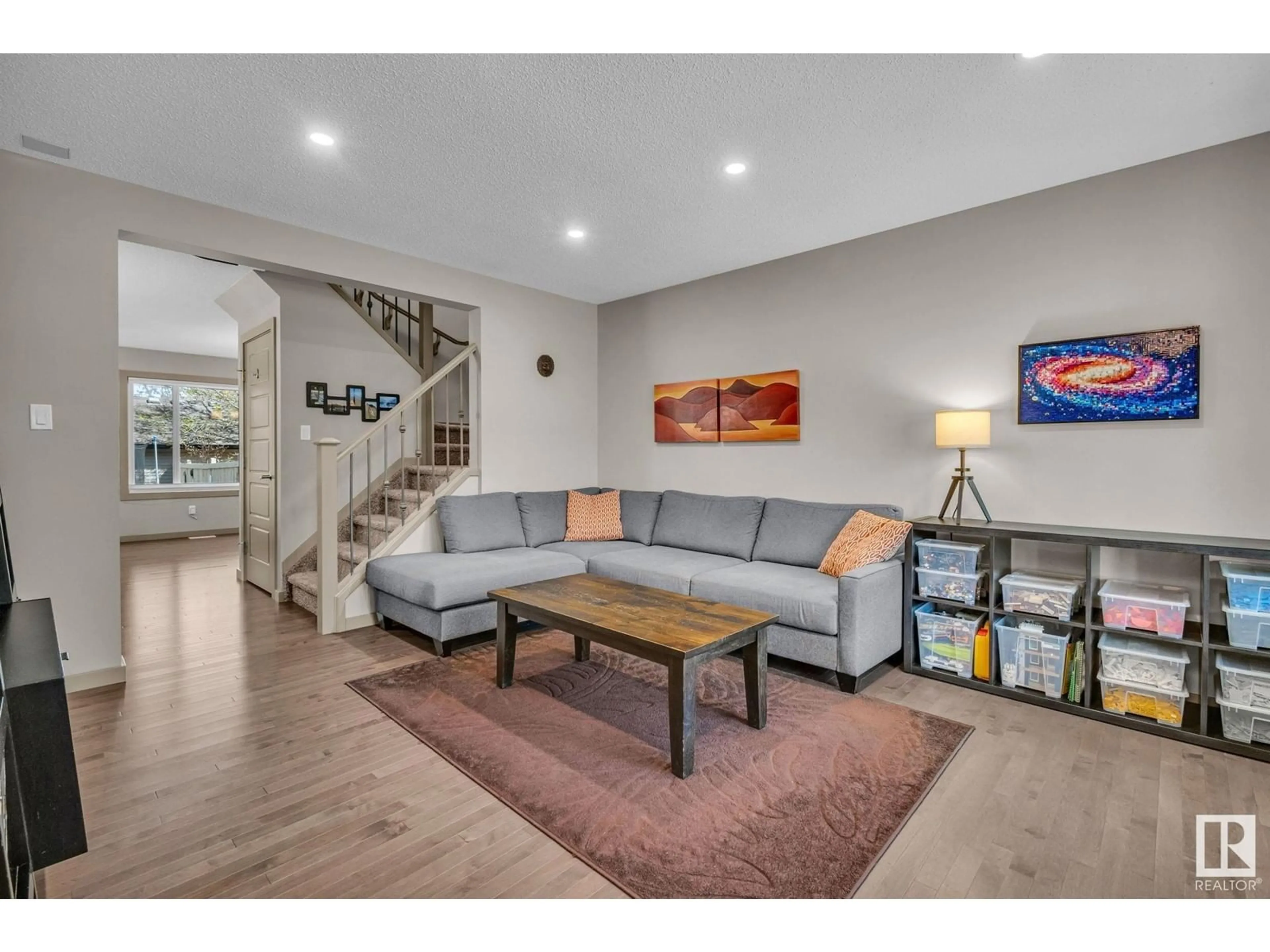 Living room with furniture, unknown for NW - 9816 79 AV, Edmonton Alberta T6E1R1