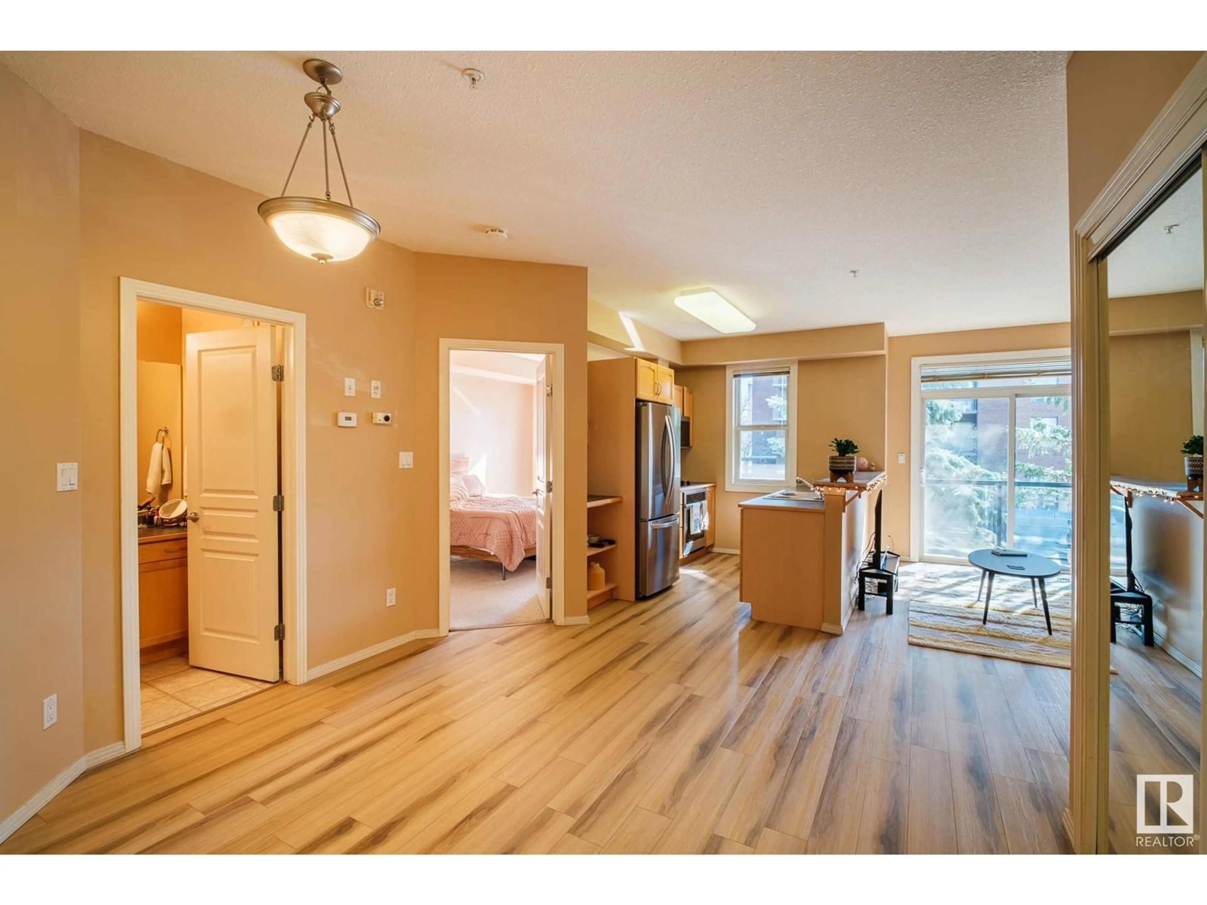 Unknown for 205 8619 111 ST NW, Edmonton Alberta T6W2W1