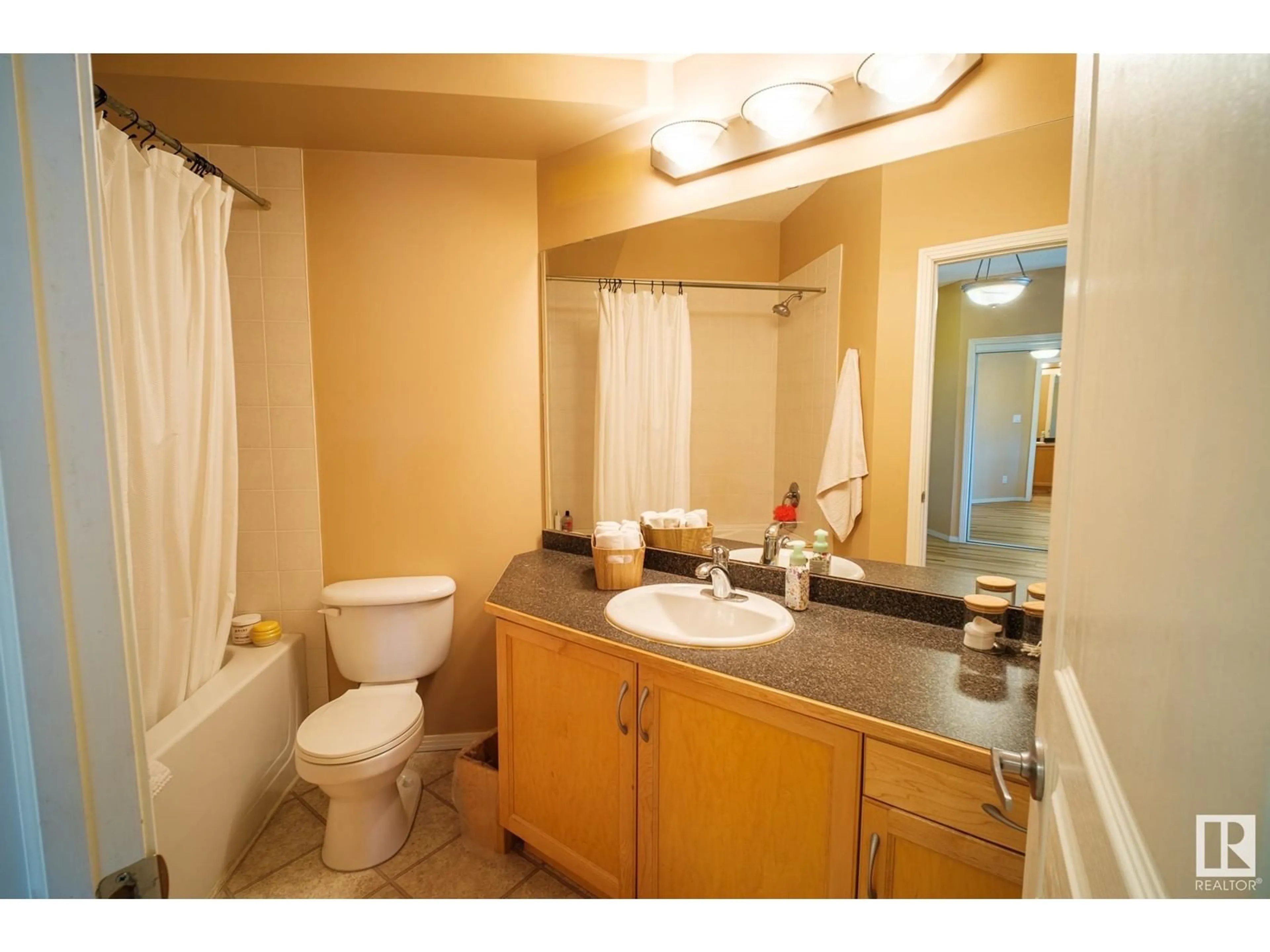 Standard bathroom, unknown for 205 8619 111 ST NW, Edmonton Alberta T6W2W1