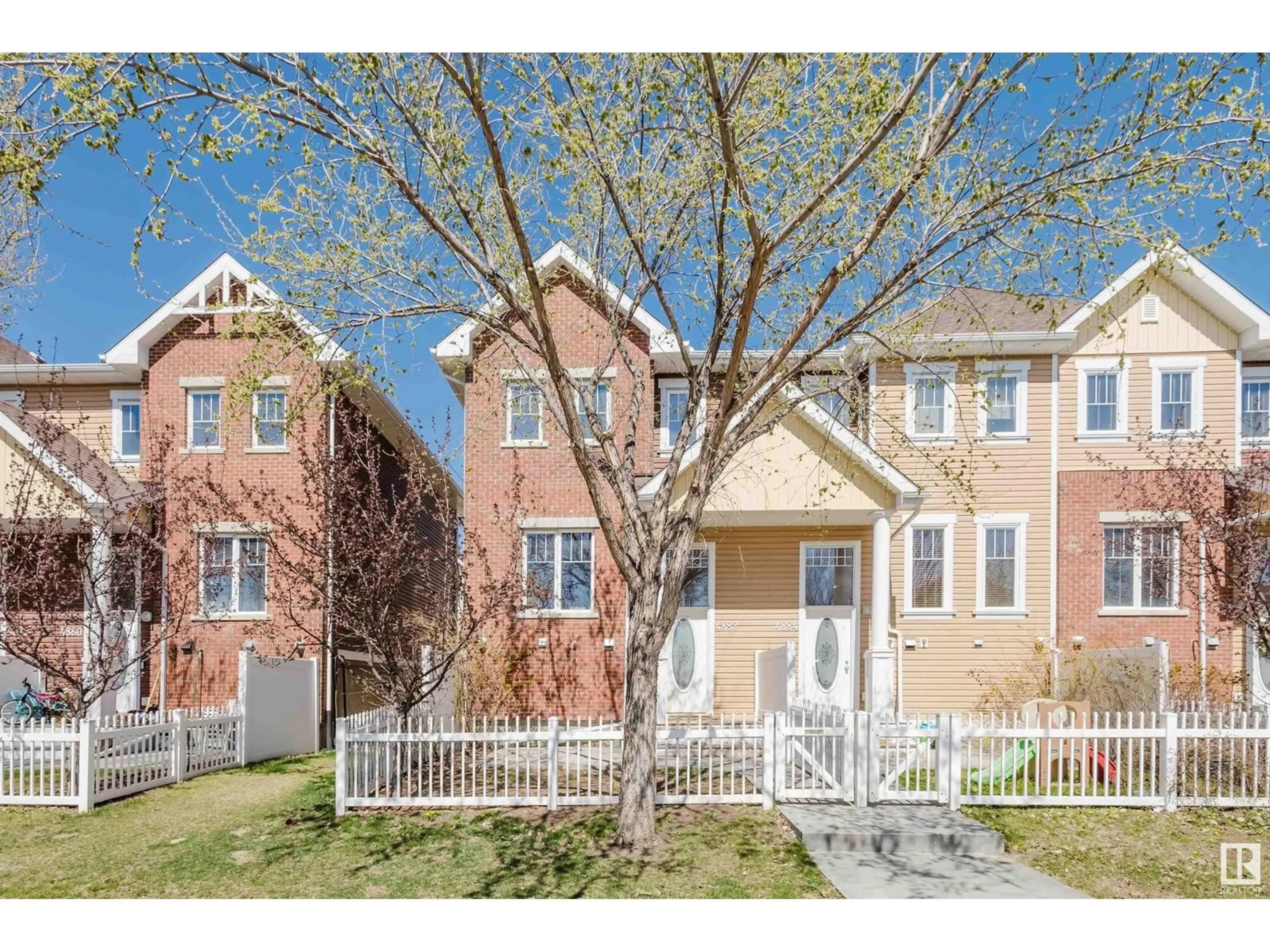 Home with brick exterior material, street for NW - 4882 TERWILLEGAR CM, Edmonton Alberta T6R0S3