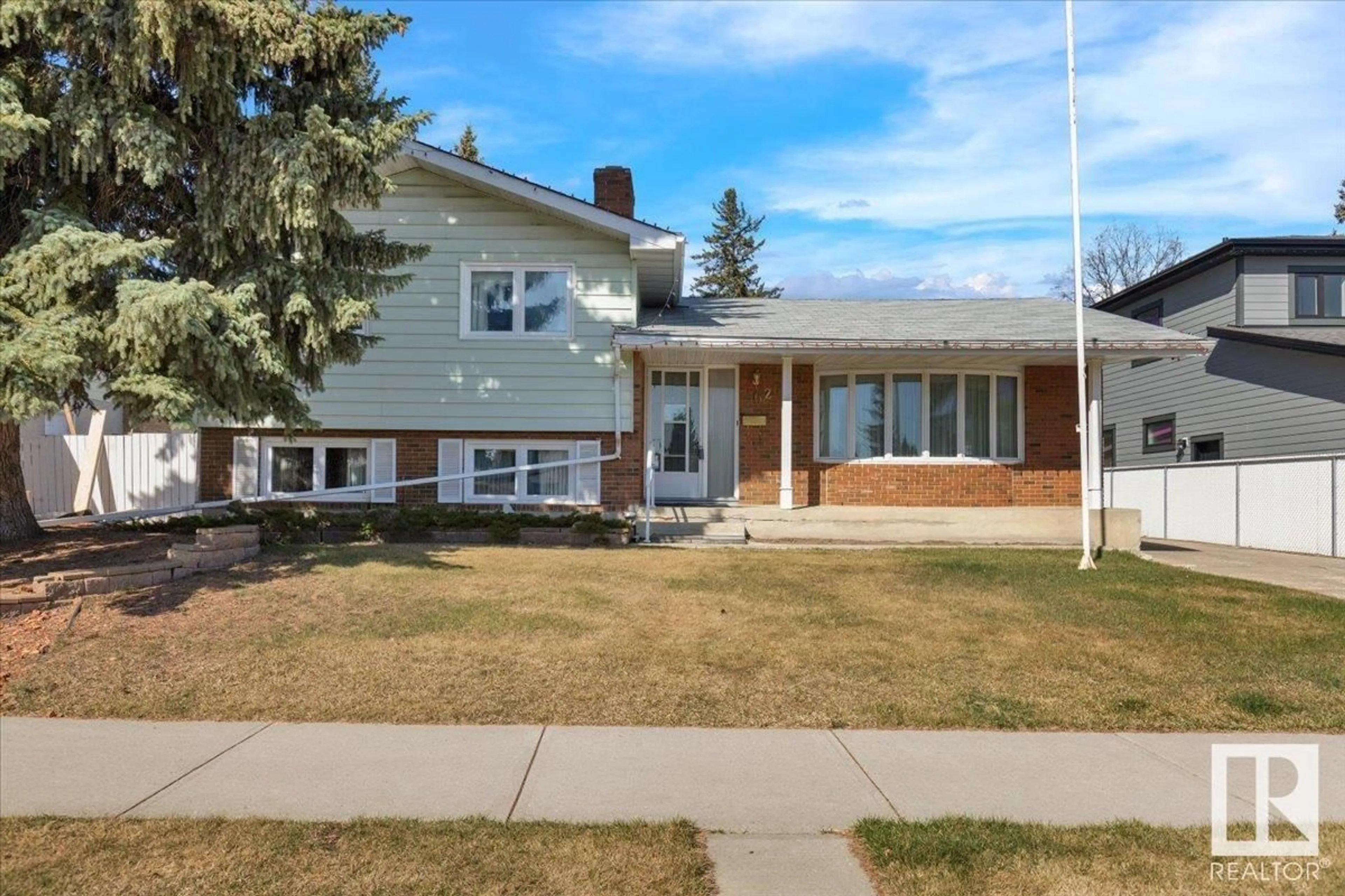 Unknown for NW - 7626 154 ST, Edmonton Alberta T5R1R8