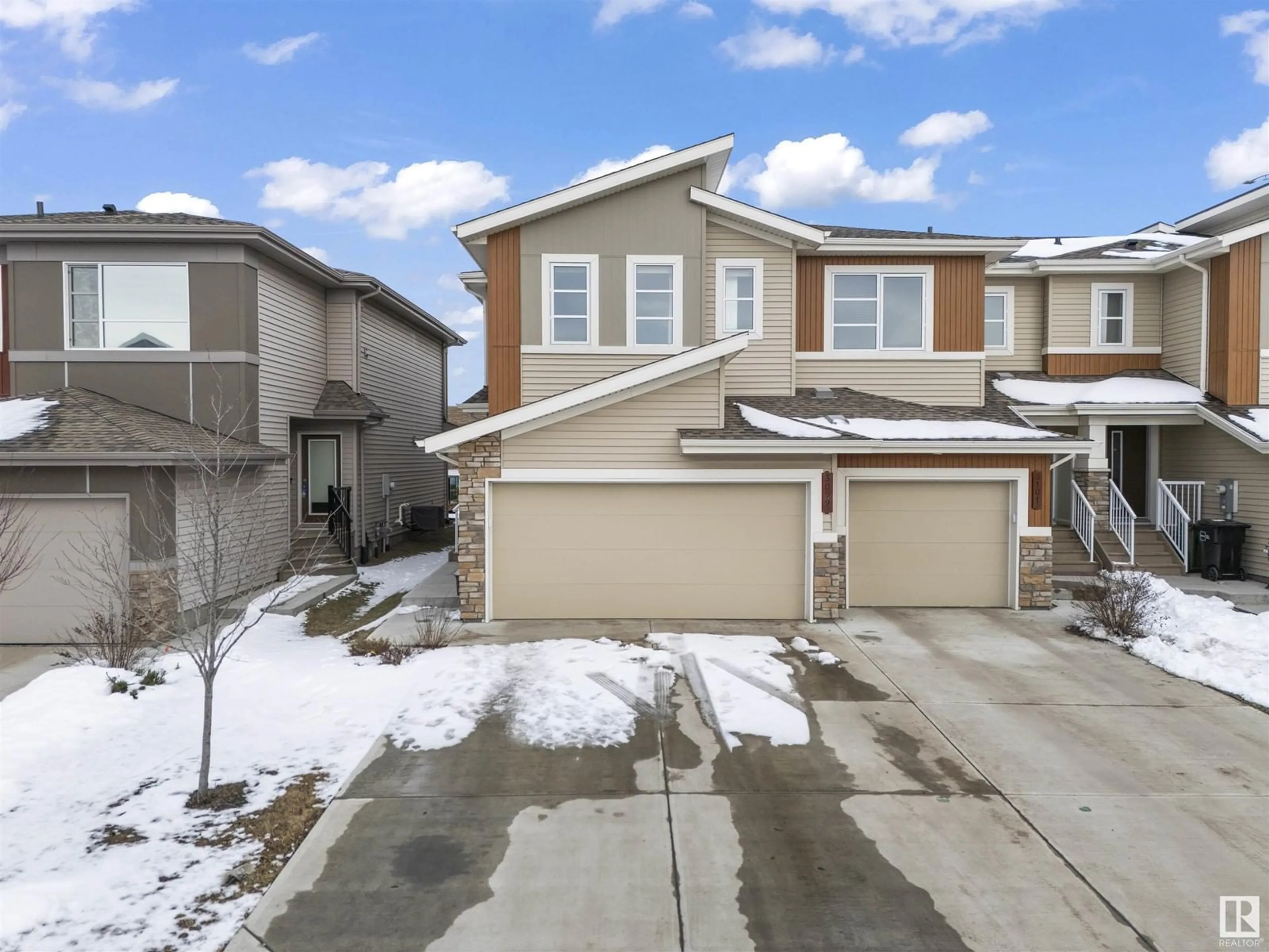 A pic from outside/outdoor area/front of a property/back of a property/a pic from drone, street for 3099 CHECKNITA WY, Edmonton Alberta T6W4E9