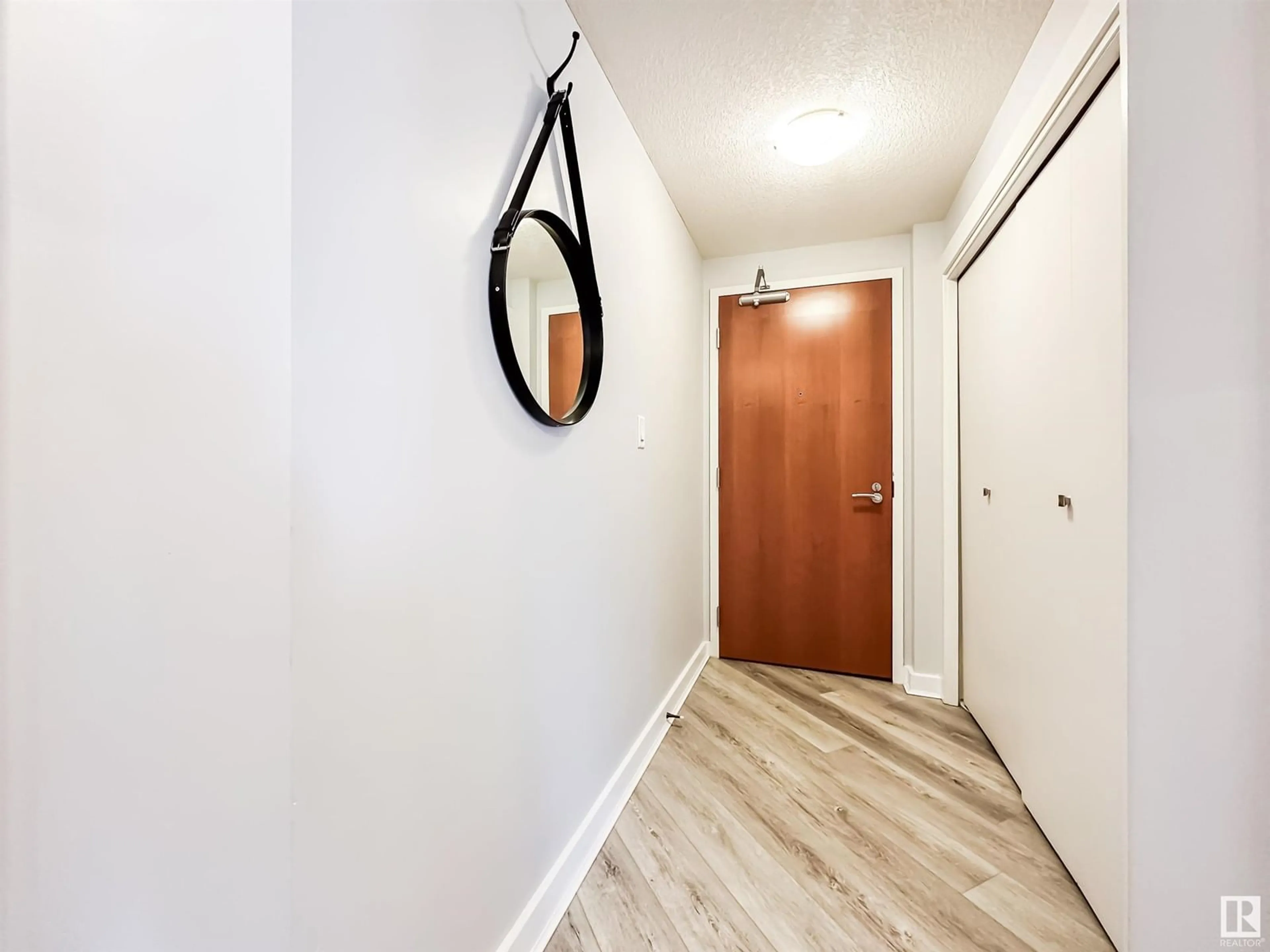 Indoor entryway for 703 - 10152 104 ST NW, Edmonton Alberta T5J0B6