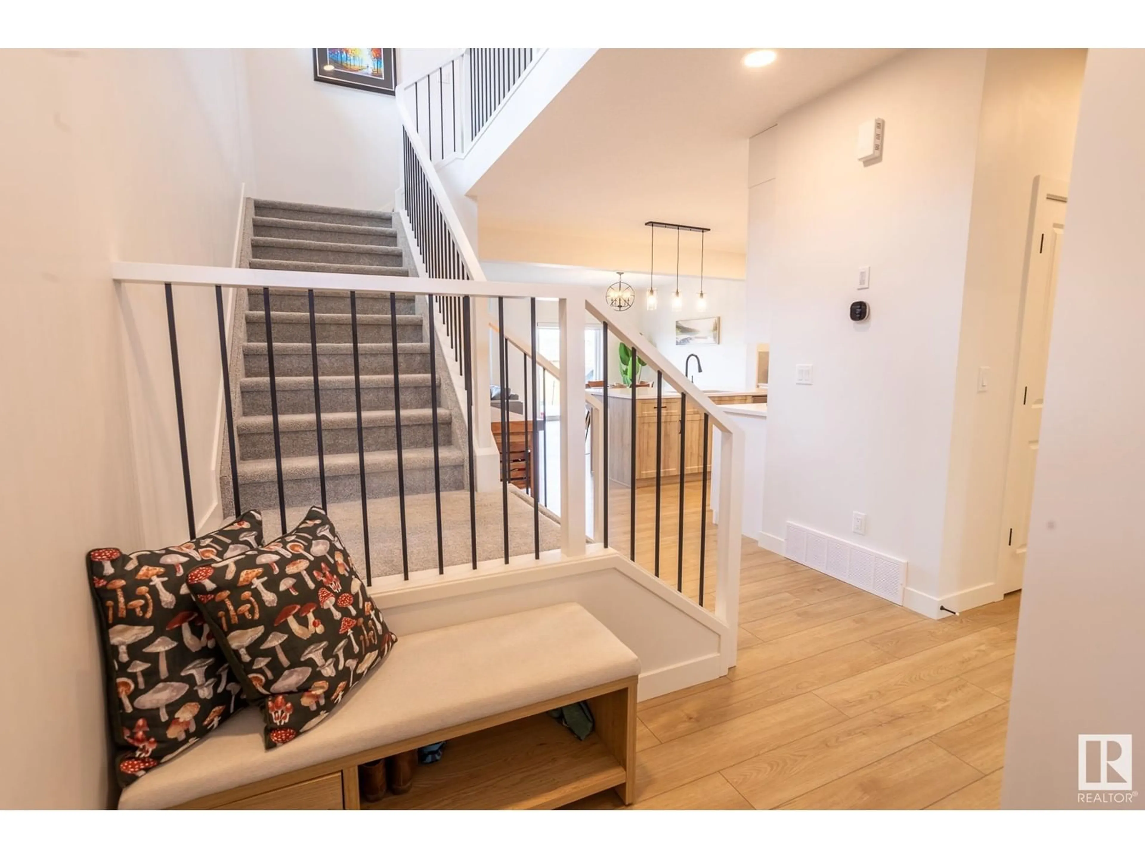 Stairs for 55 RASPBERRY RD, St. Albert Alberta T8N8A3