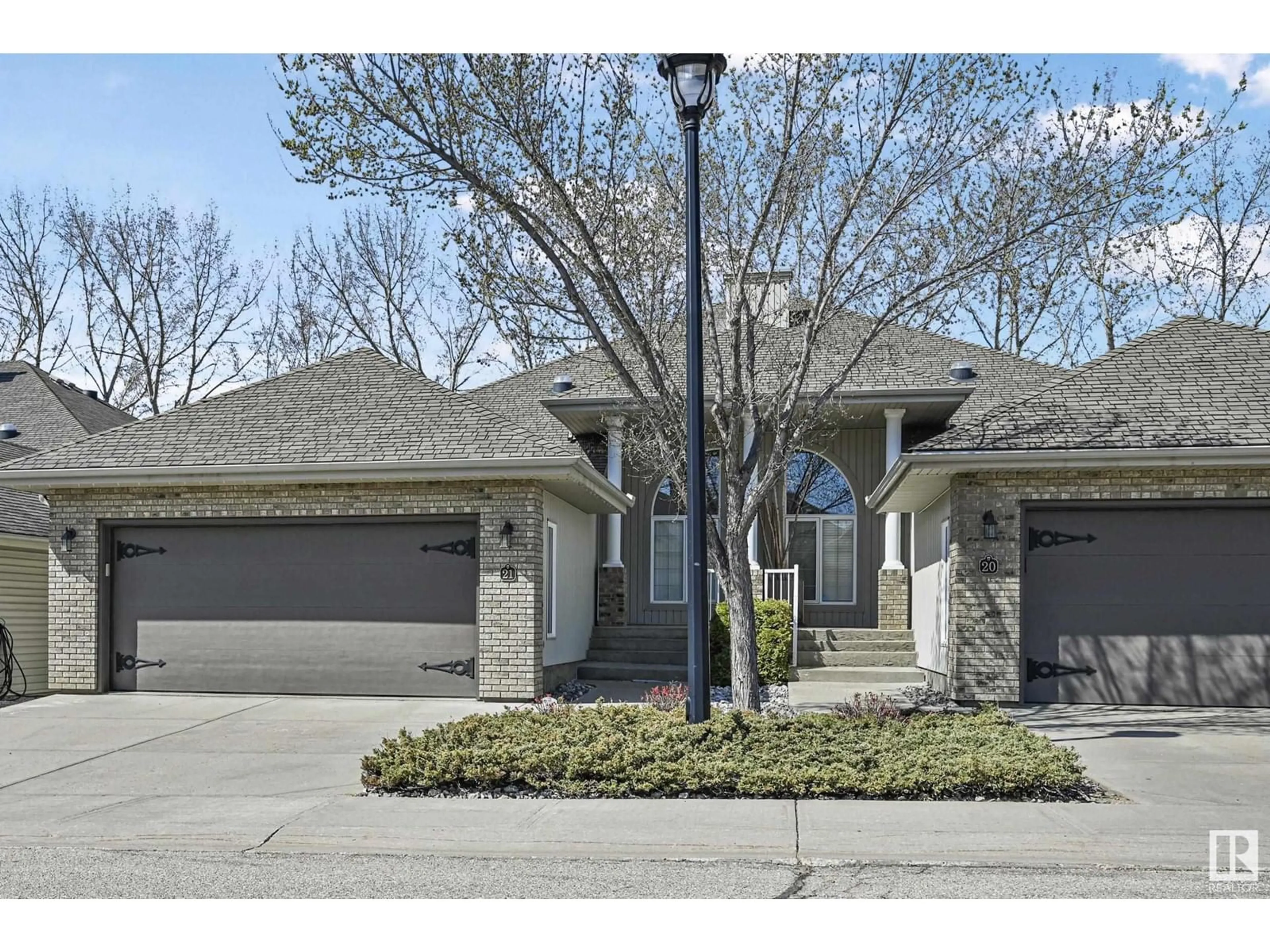Unknown for 21 - 10848 8 AV, Edmonton Alberta T6W1G5