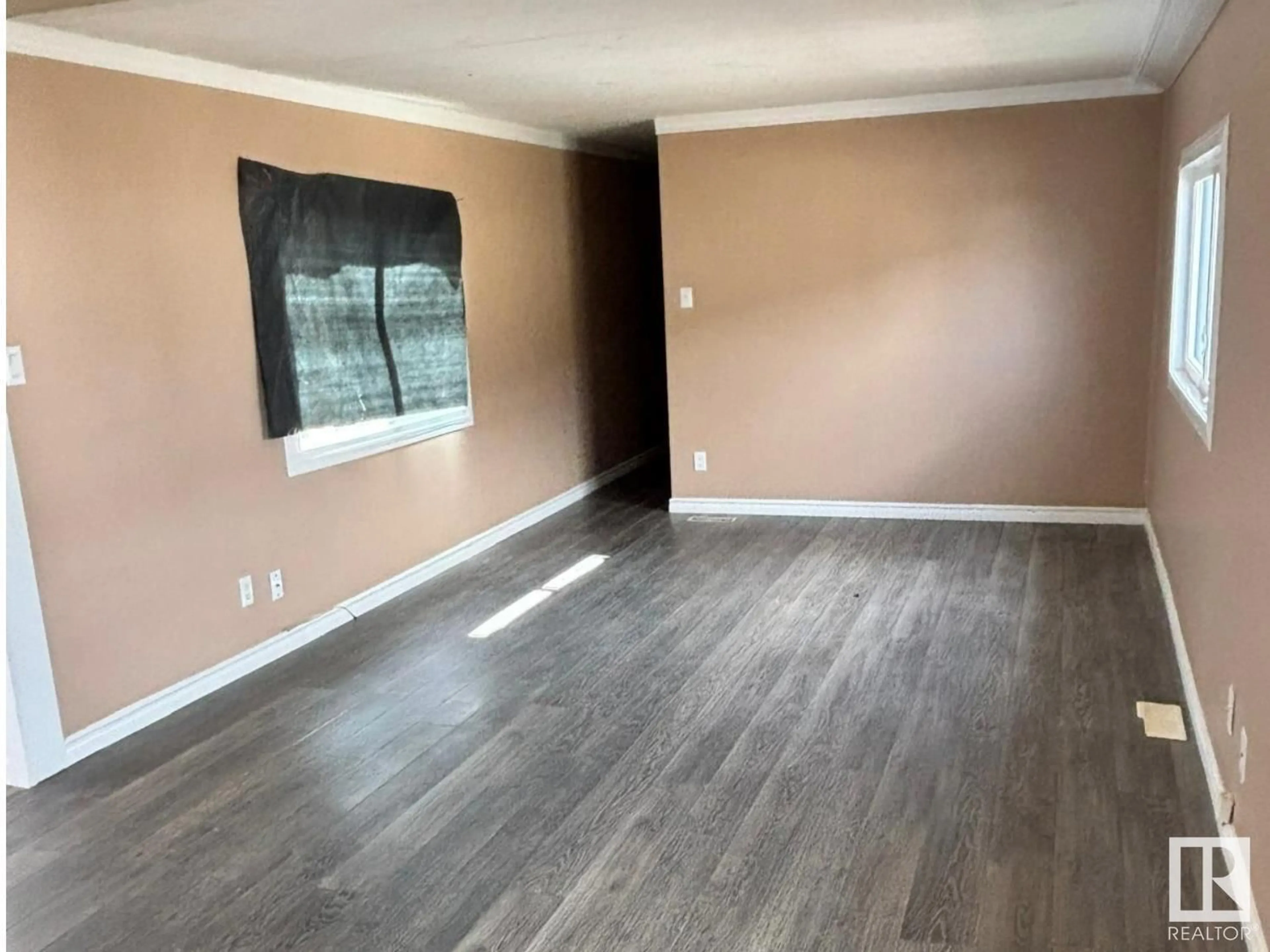 A pic of a room for 28 - 4405 50 AV, Cold Lake Alberta T9M1Z3