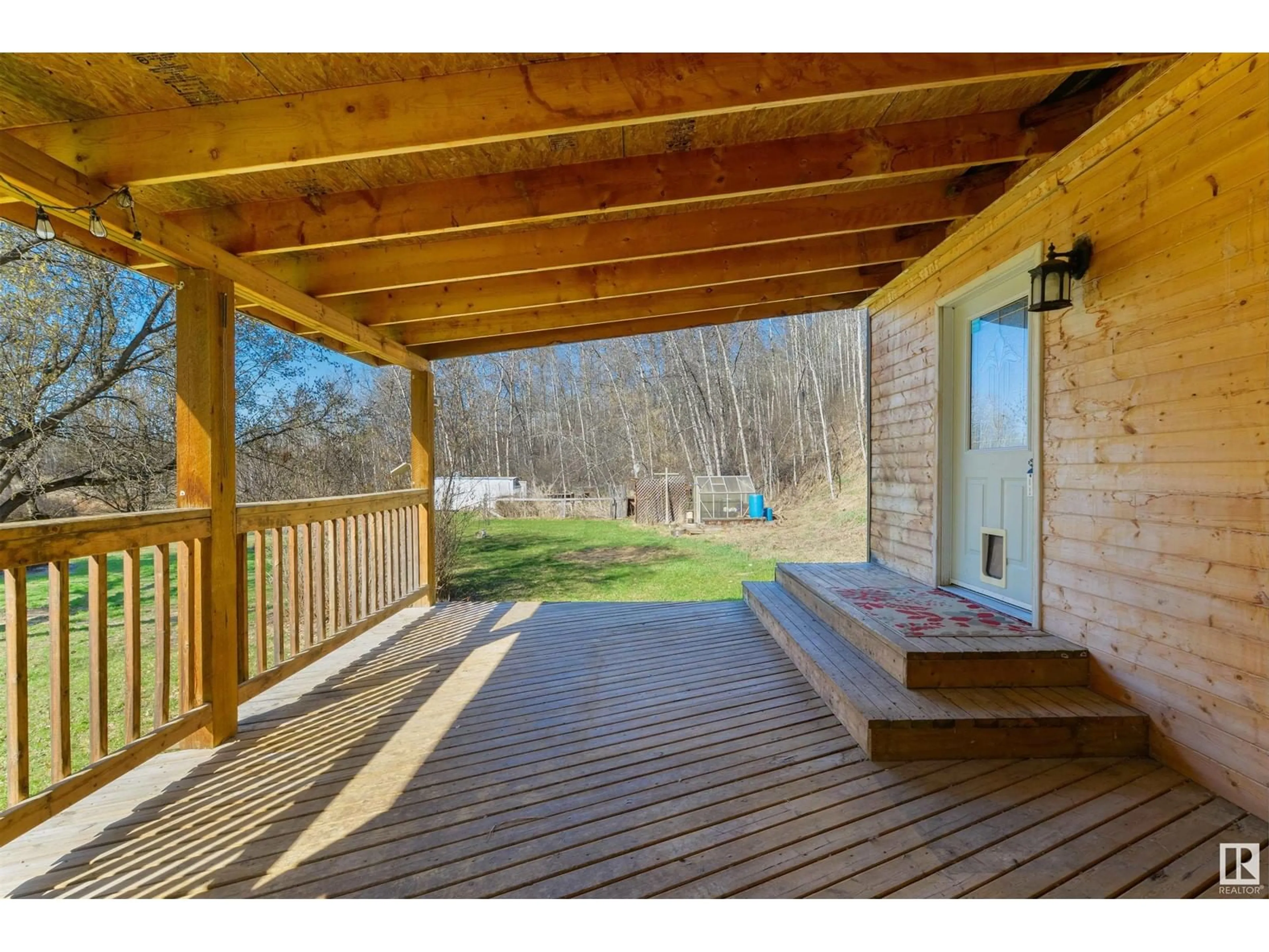 Patio, water/lake/river/ocean view for 4302 BURTONSVILLE RD, Rural Parkland County Alberta T0E2H0