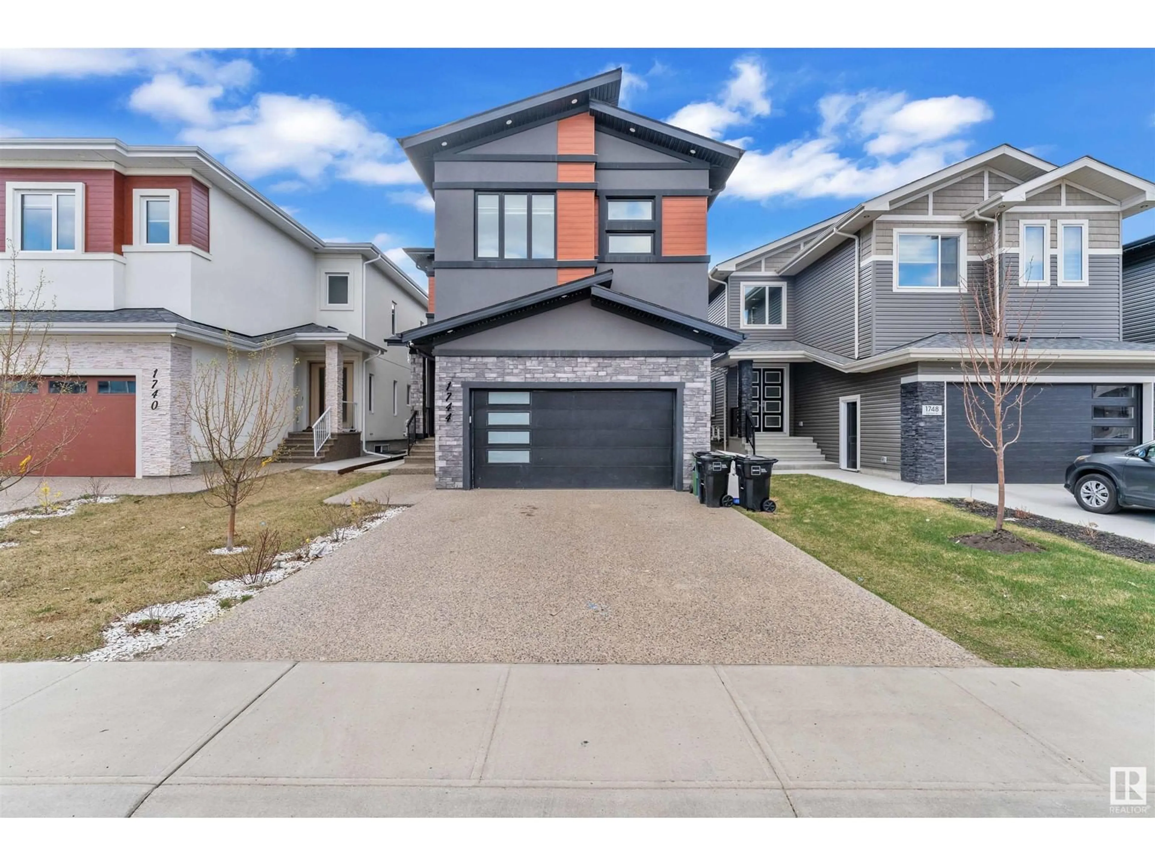 Unknown for NW - 1744 18 ST, Edmonton Alberta T6T1J1