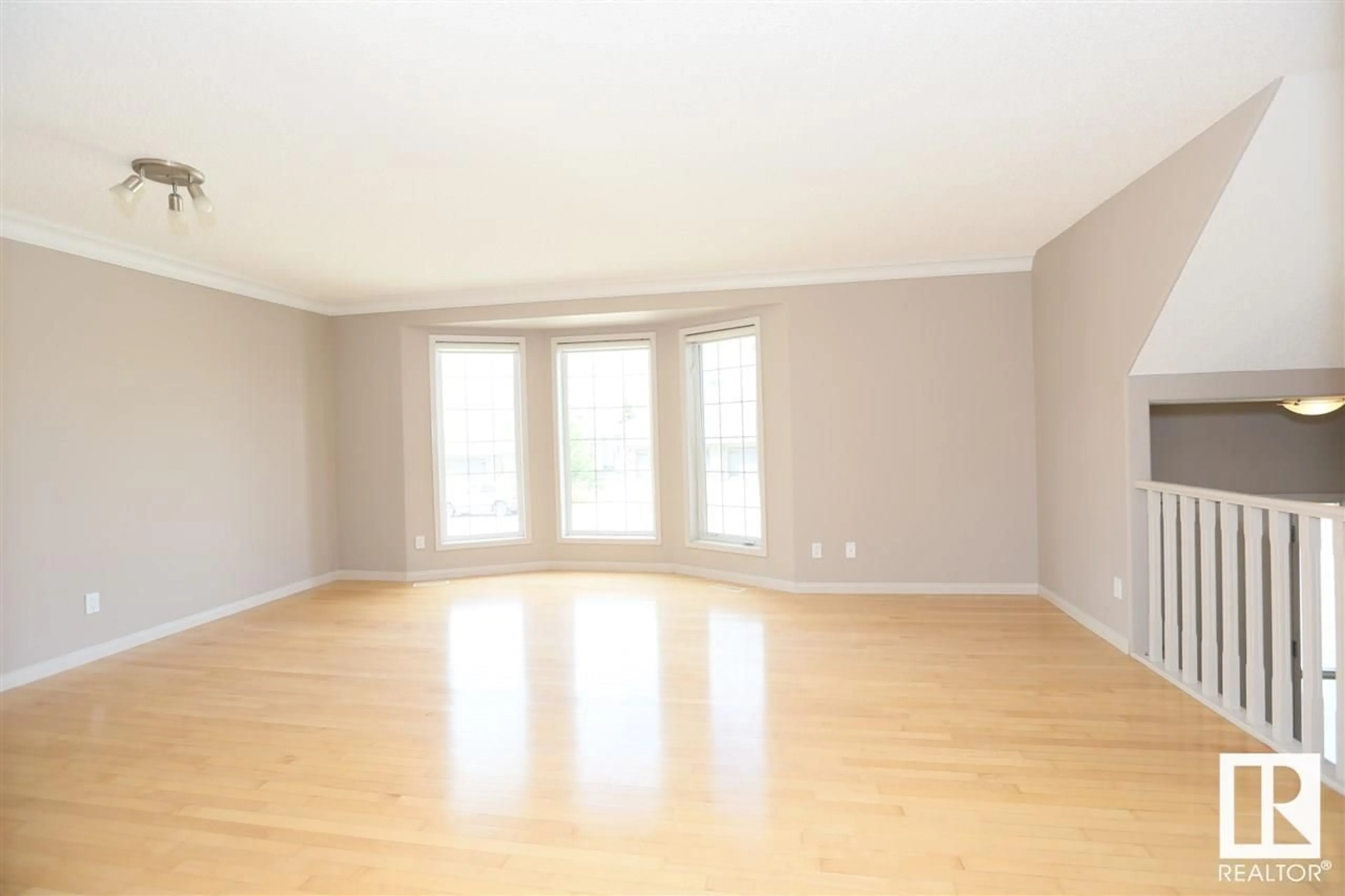 A pic of a room for 10903 8 AV, Edmonton Alberta T6W1G1