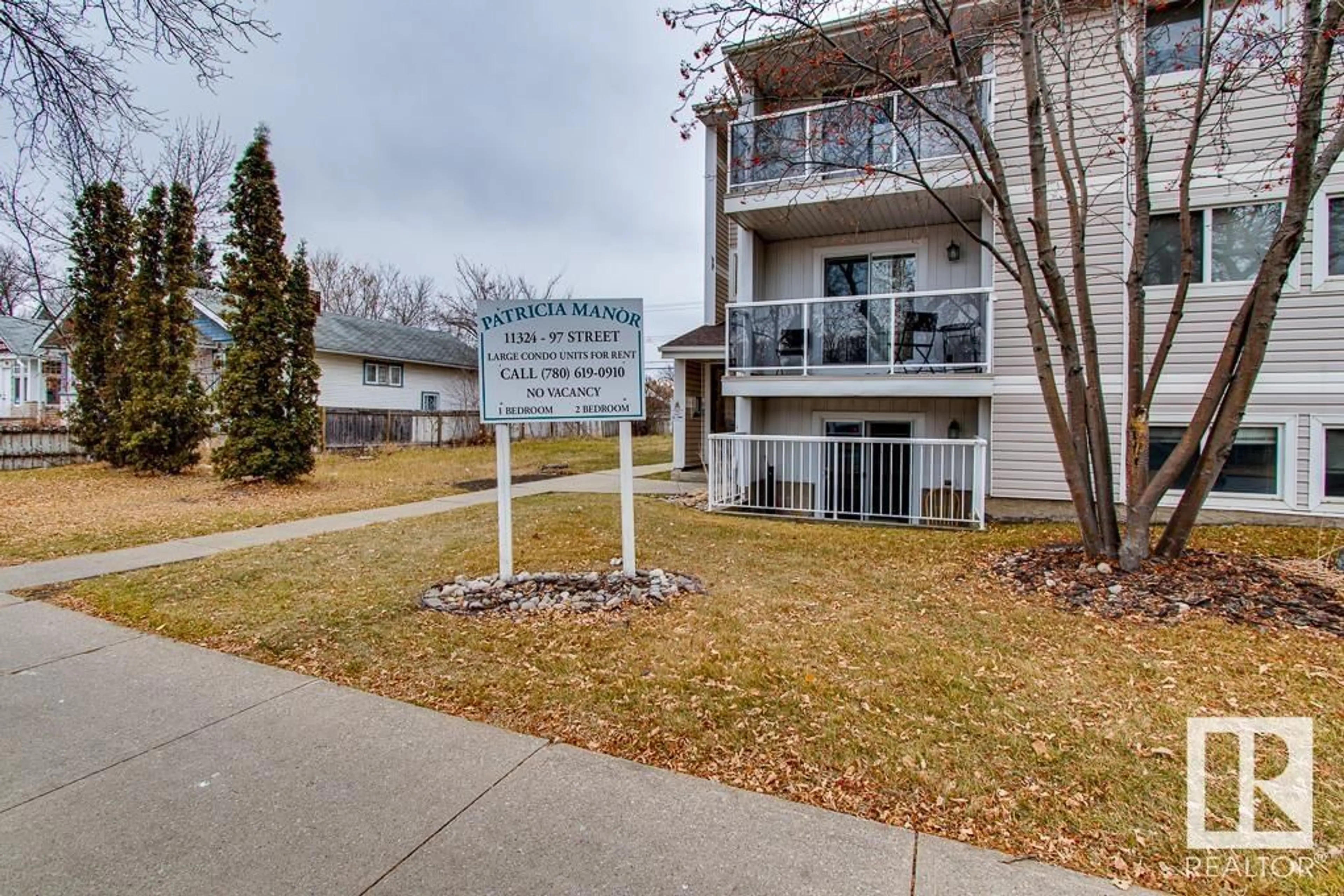 Unknown for #102 - 11324 97 ST, Edmonton Alberta T5G1X4