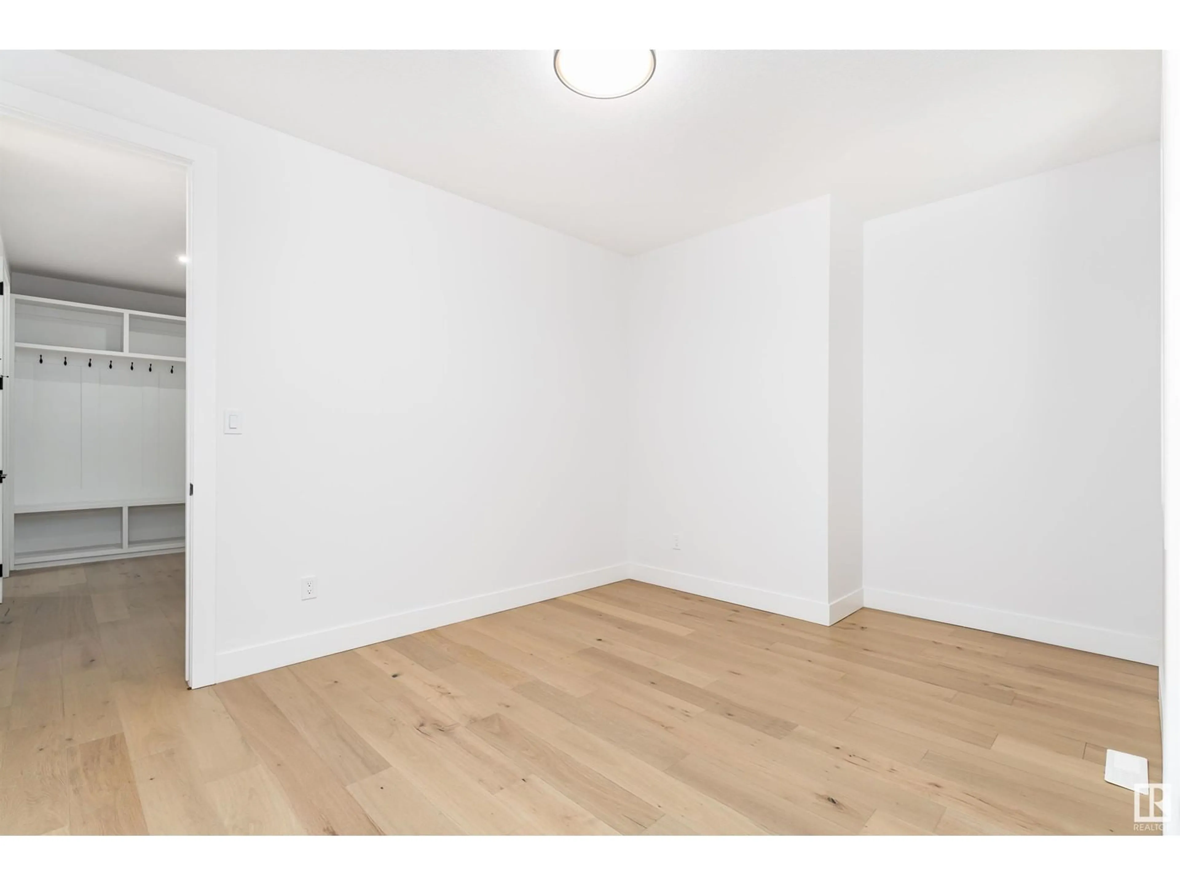 A pic of a room for 7014 KIVIAQ CR, Edmonton Alberta T6W5N6