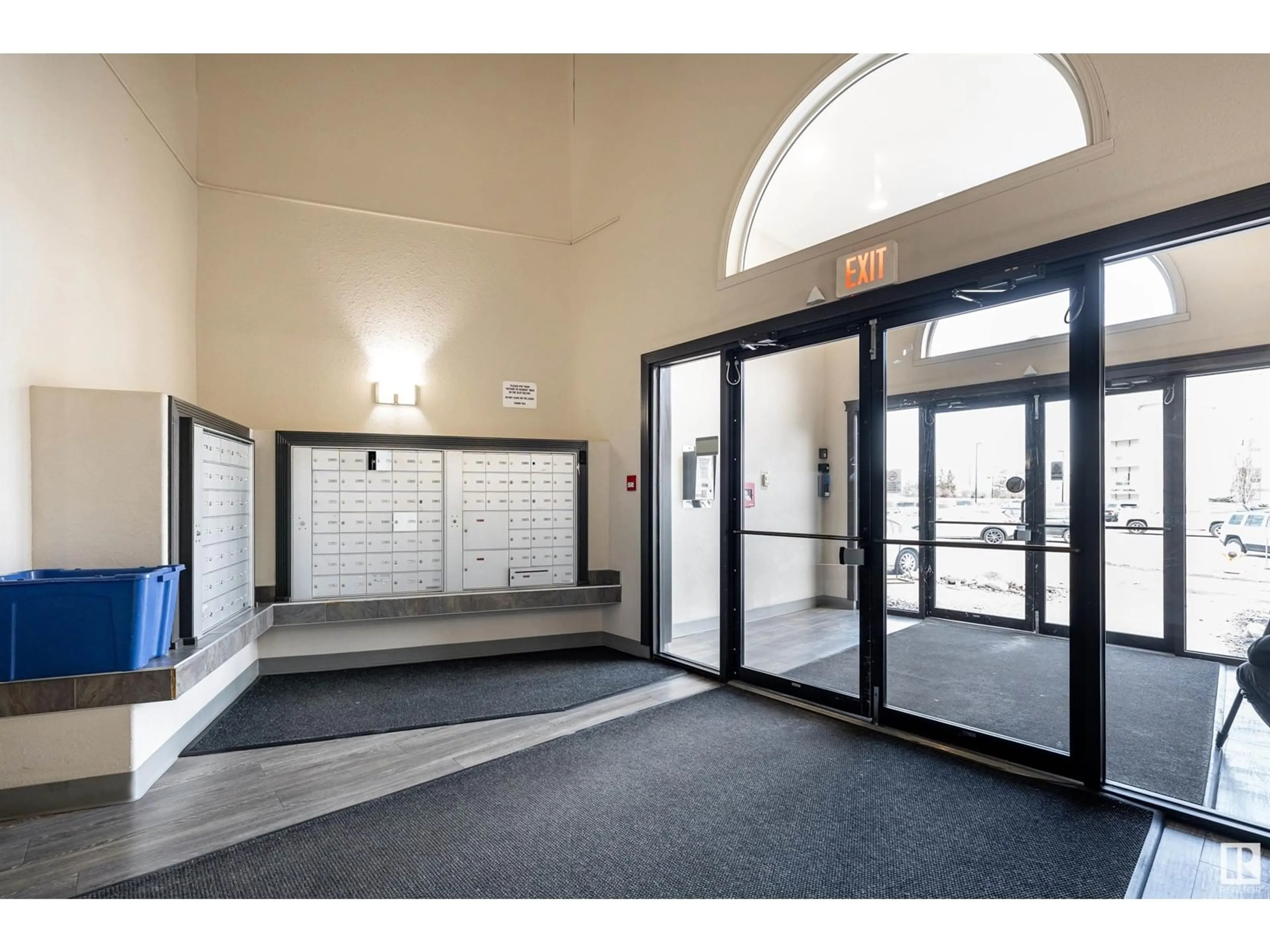 Indoor foyer for 2407 - 320 CLAREVIEW STATION DR, Edmonton Alberta T5Y0E5