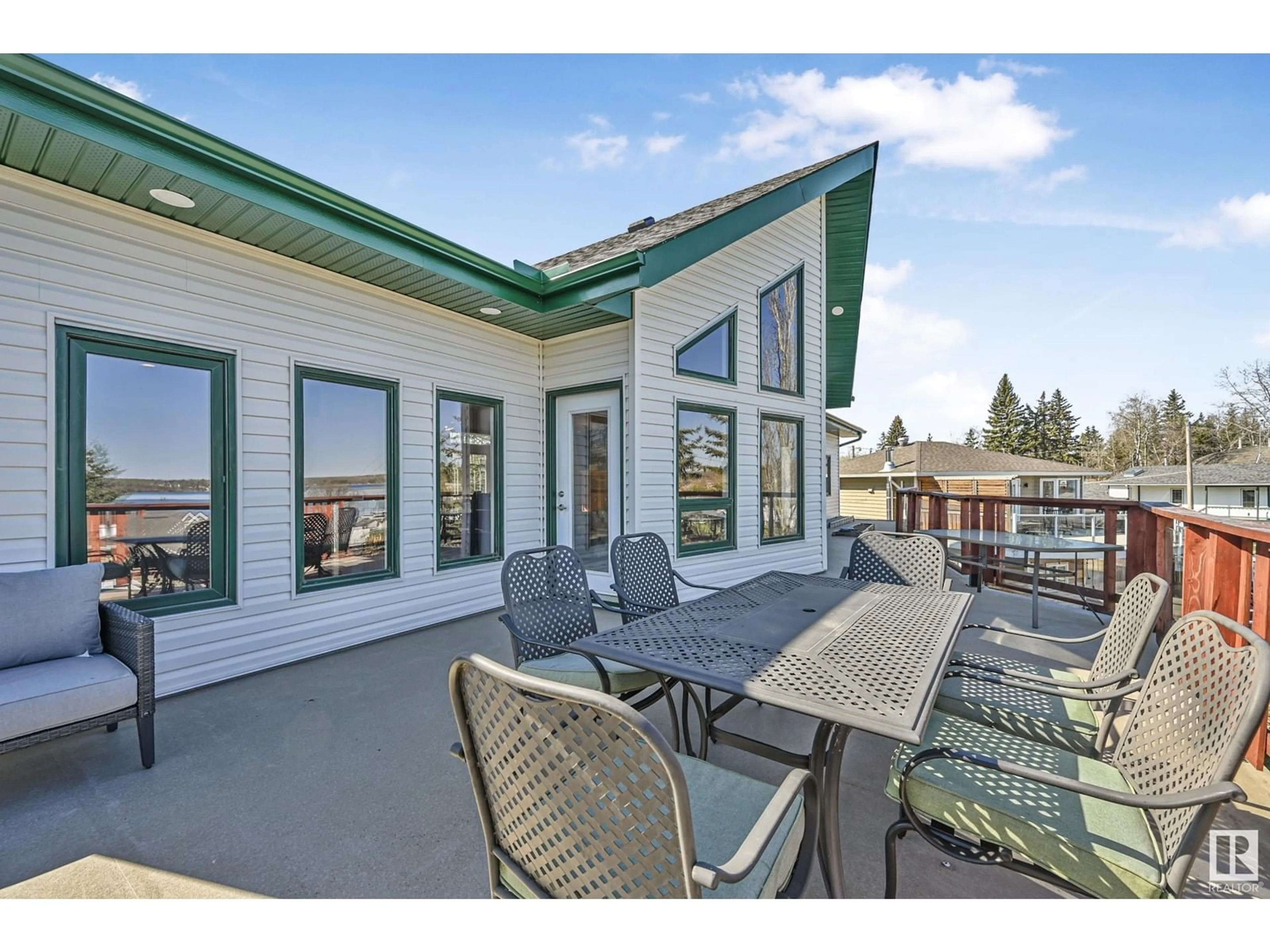 Patio, water/lake/river/ocean view for 48003 - 120 RGE ROAD 271, Rural Leduc County Alberta T0C2P0