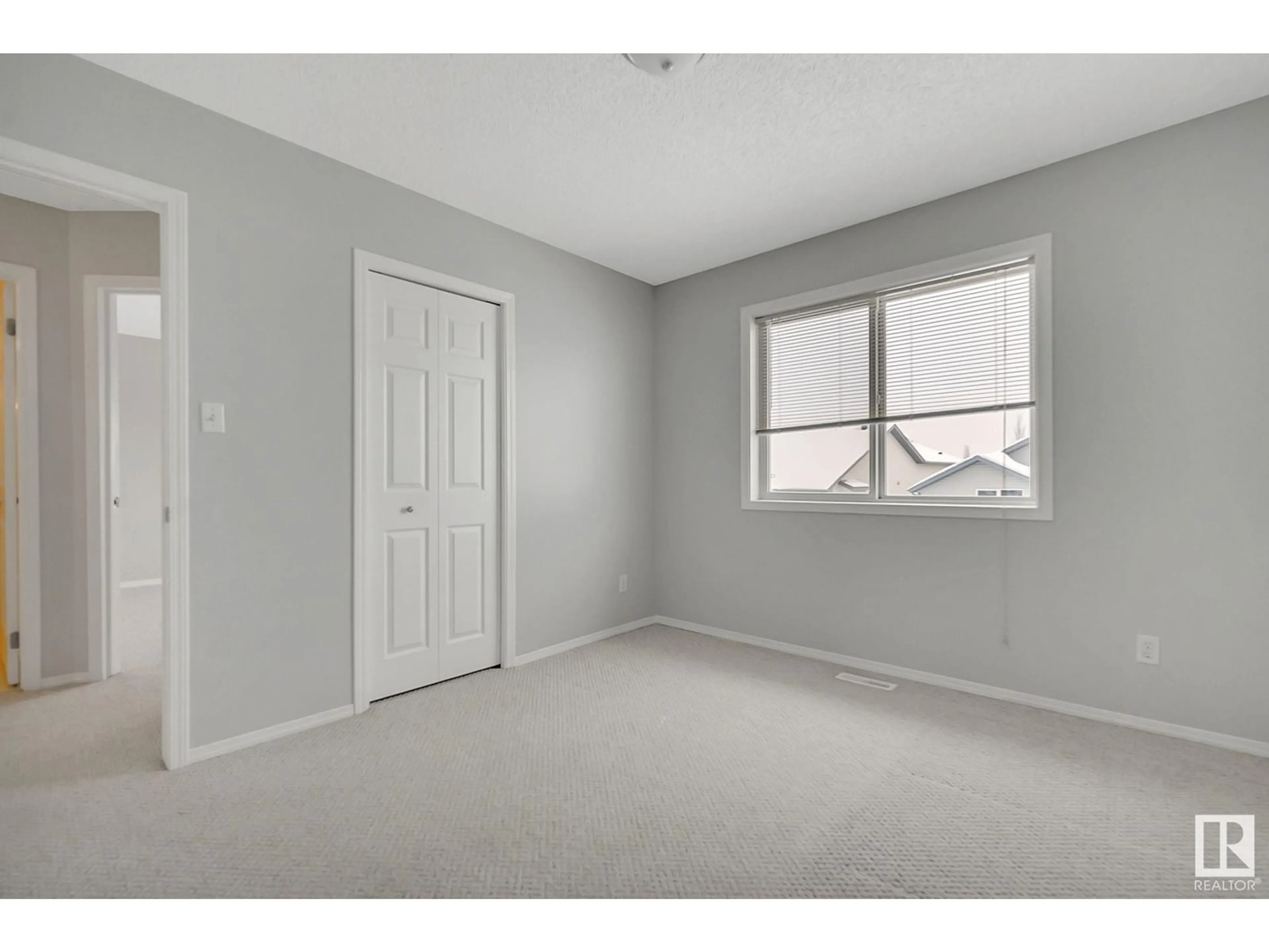 A pic of a room for 3771 23 ST, Edmonton Alberta T6T1N8