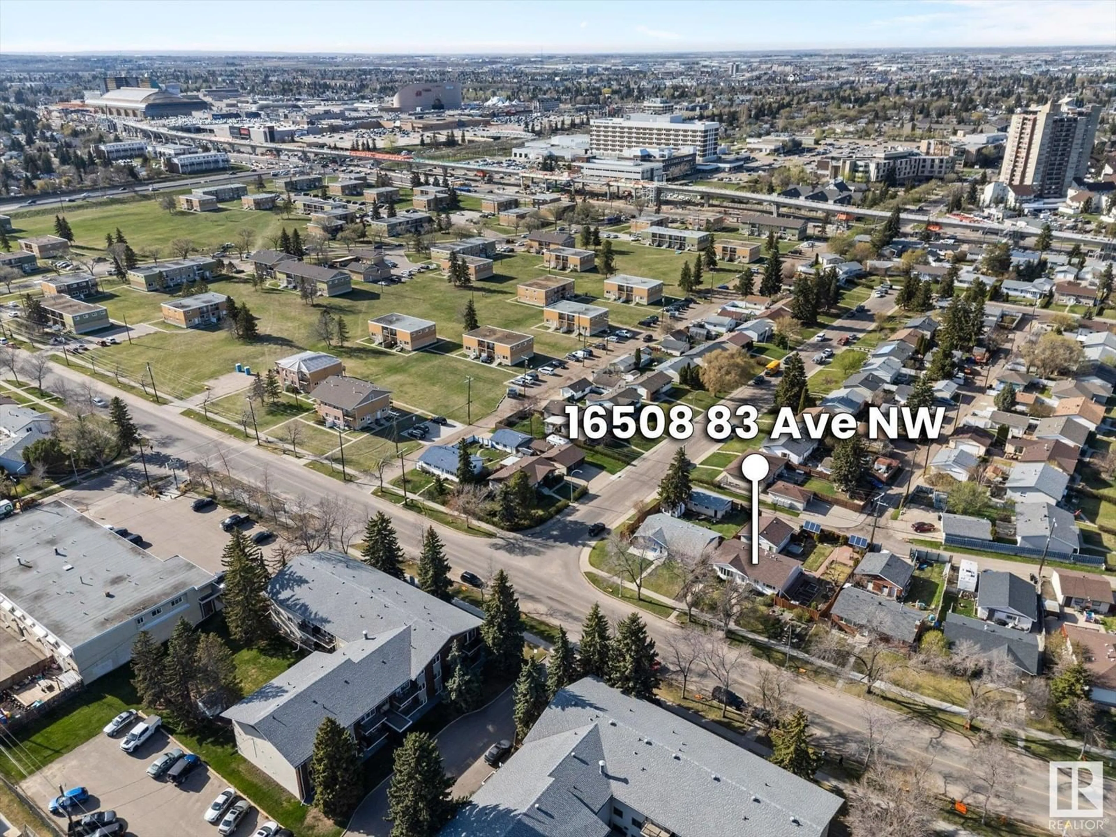 A pic from outside/outdoor area/front of a property/back of a property/a pic from drone, street for 16508 83 AV, Edmonton Alberta T5R3W1
