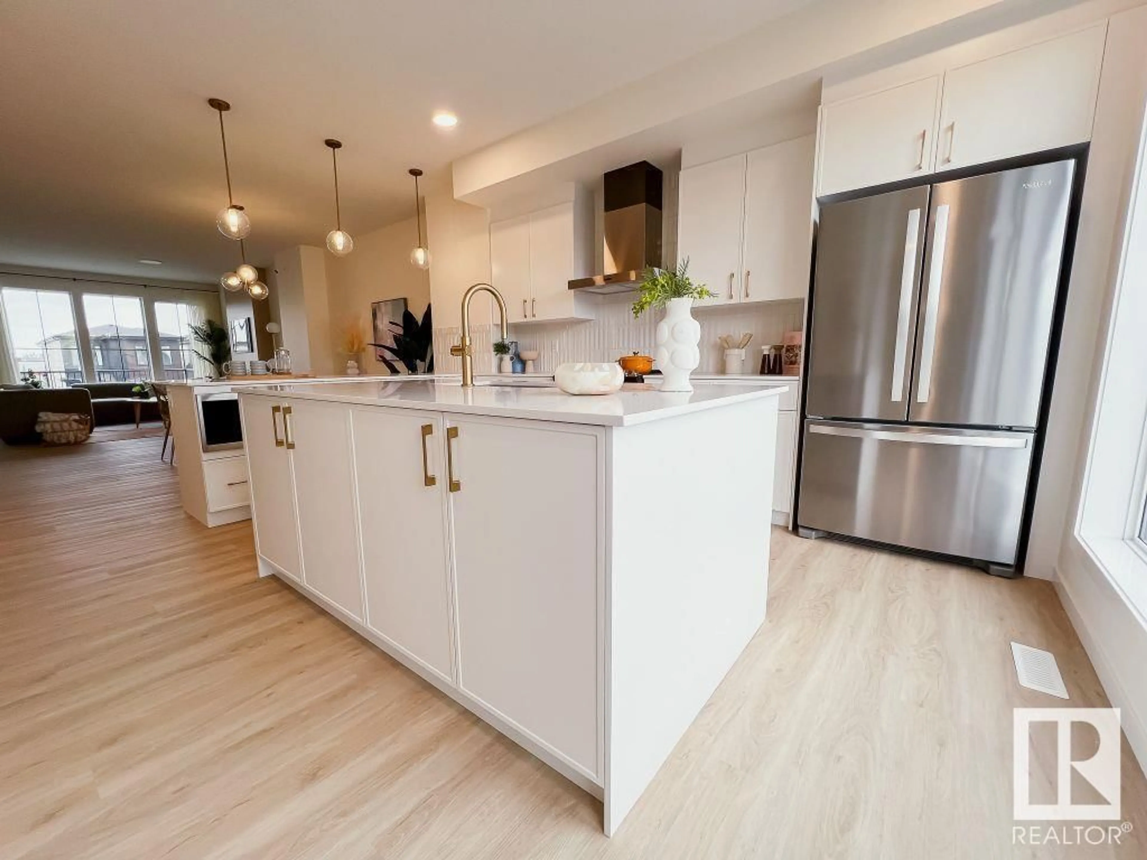 Open concept kitchen, unknown for 7523 KLAPSTEIN CR, Edmonton Alberta T6W5N5