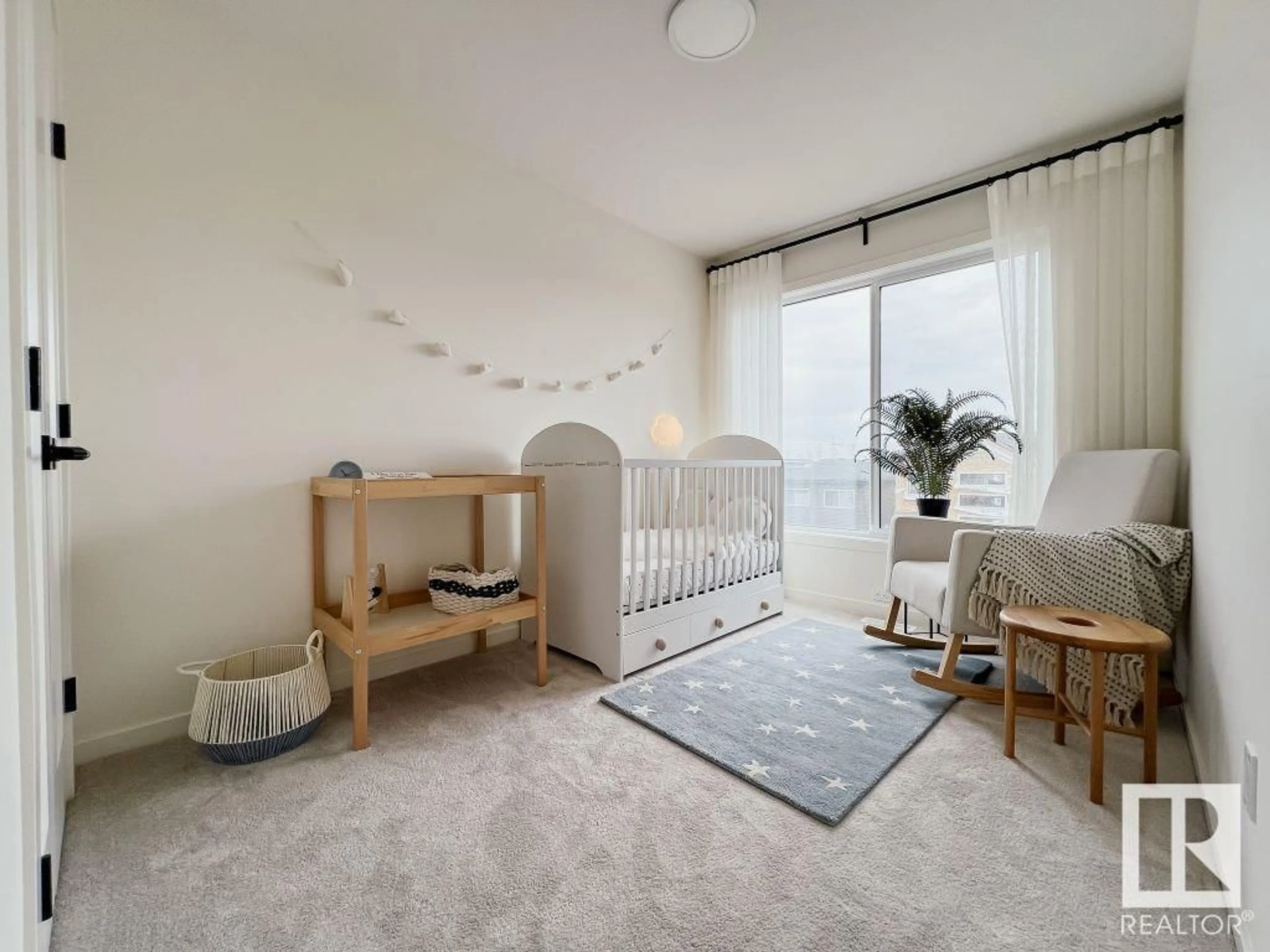 A pic of a room for 7523 KLAPSTEIN CR, Edmonton Alberta T6W5N5