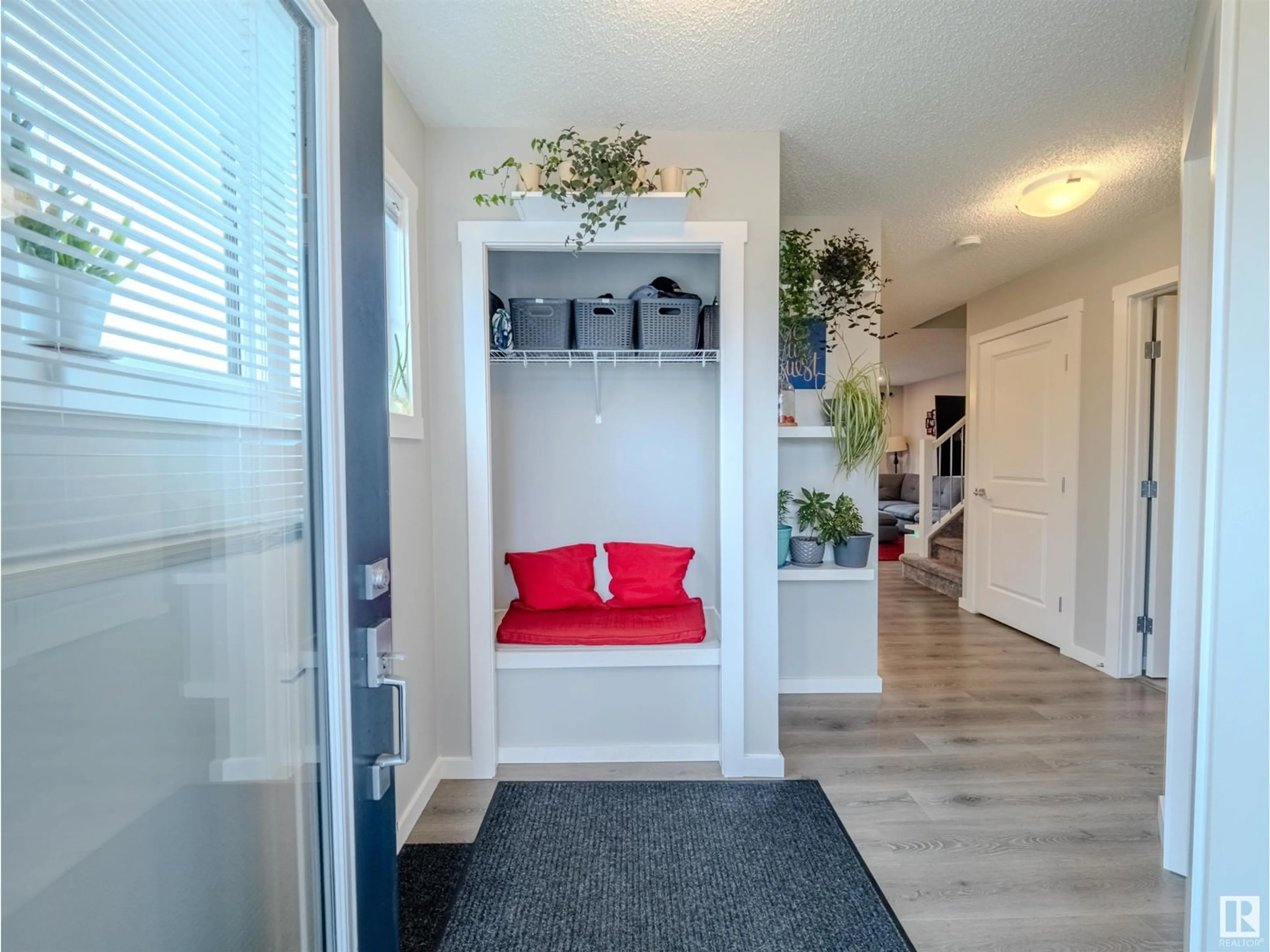 Indoor entryway for 30 VANDERBILT CM, Spruce Grove Alberta T7X0S9