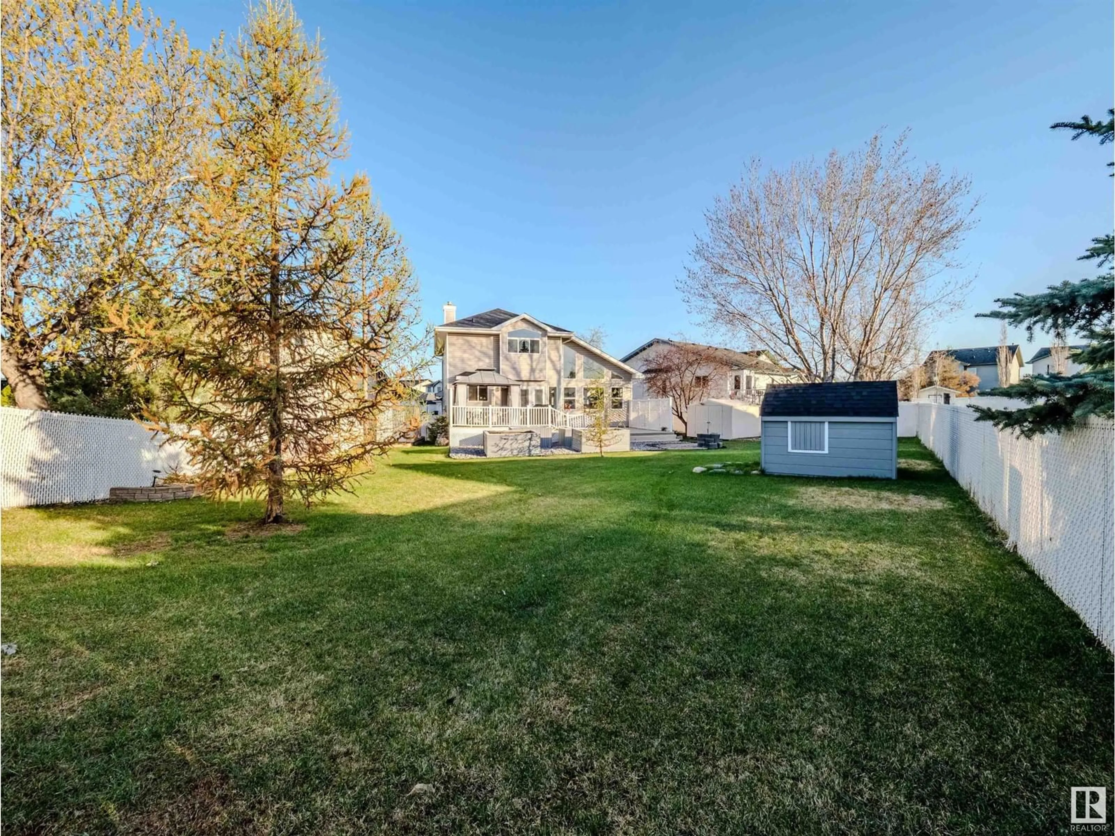 A pic from outside/outdoor area/front of a property/back of a property/a pic from drone, street for 467 KLARVATTEN LAKE WD, Edmonton Alberta T5Z3C2