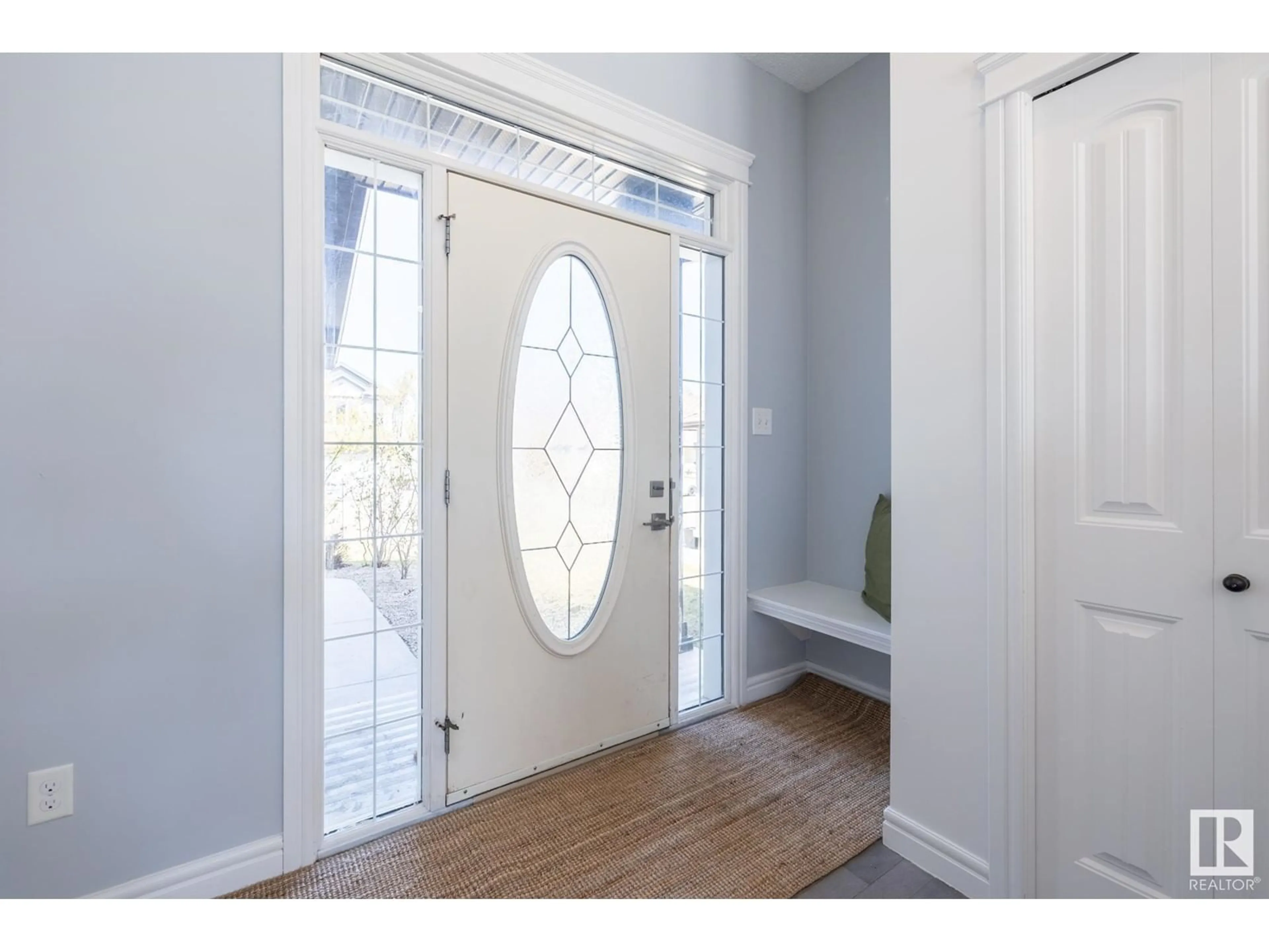 Indoor entryway for SW SW - 1935 121 ST, Edmonton Alberta T6W0A6