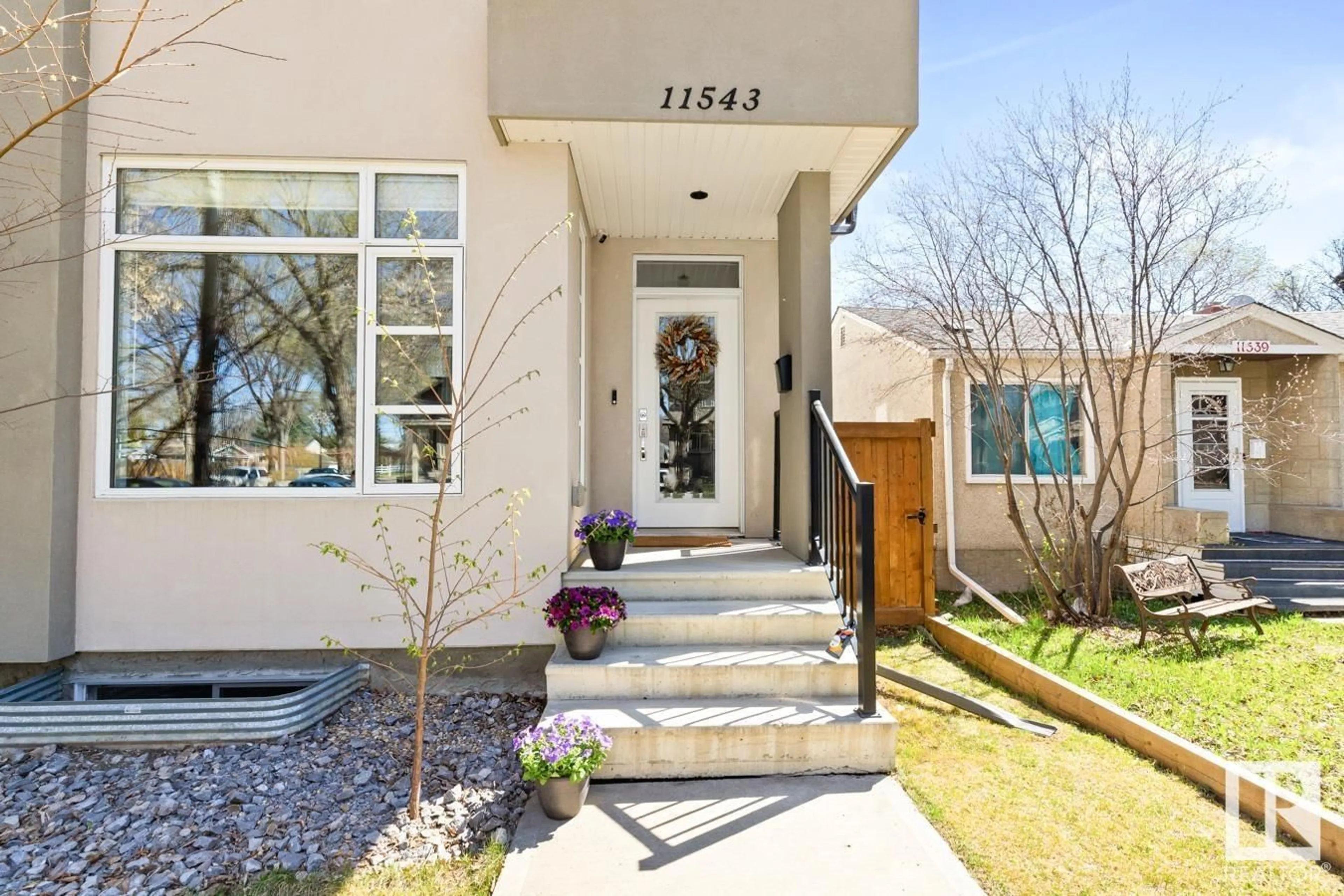 Indoor entryway for NW - 11543 122 ST, Edmonton Alberta T5M0B6