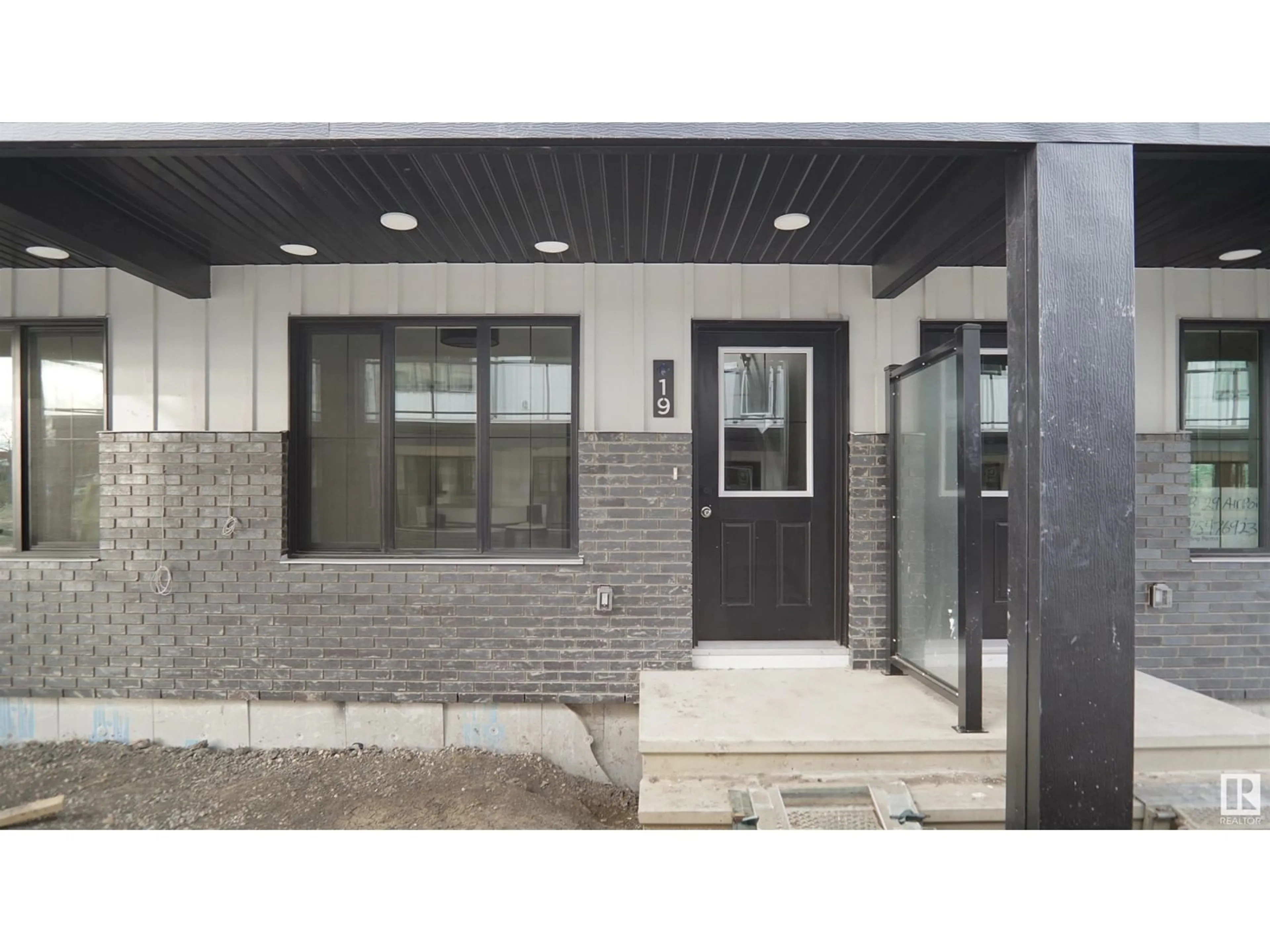 Home with brick exterior material, street for 29 - 19 AIRPORT RD, Edmonton Alberta T5G2P9