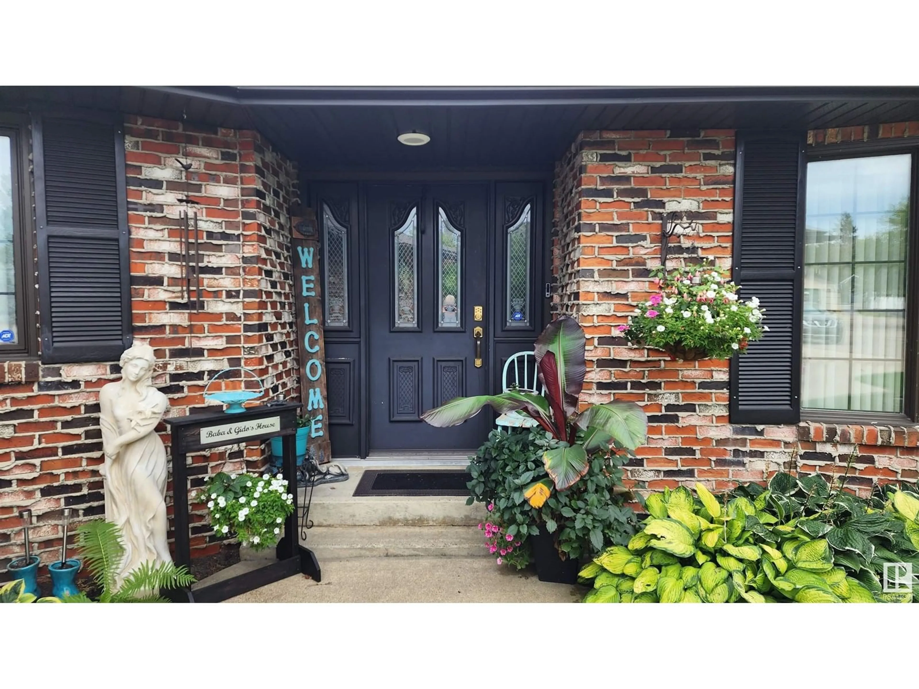 Indoor entryway for 5307 RAVINE DR, Elk Point Alberta T0A1A0