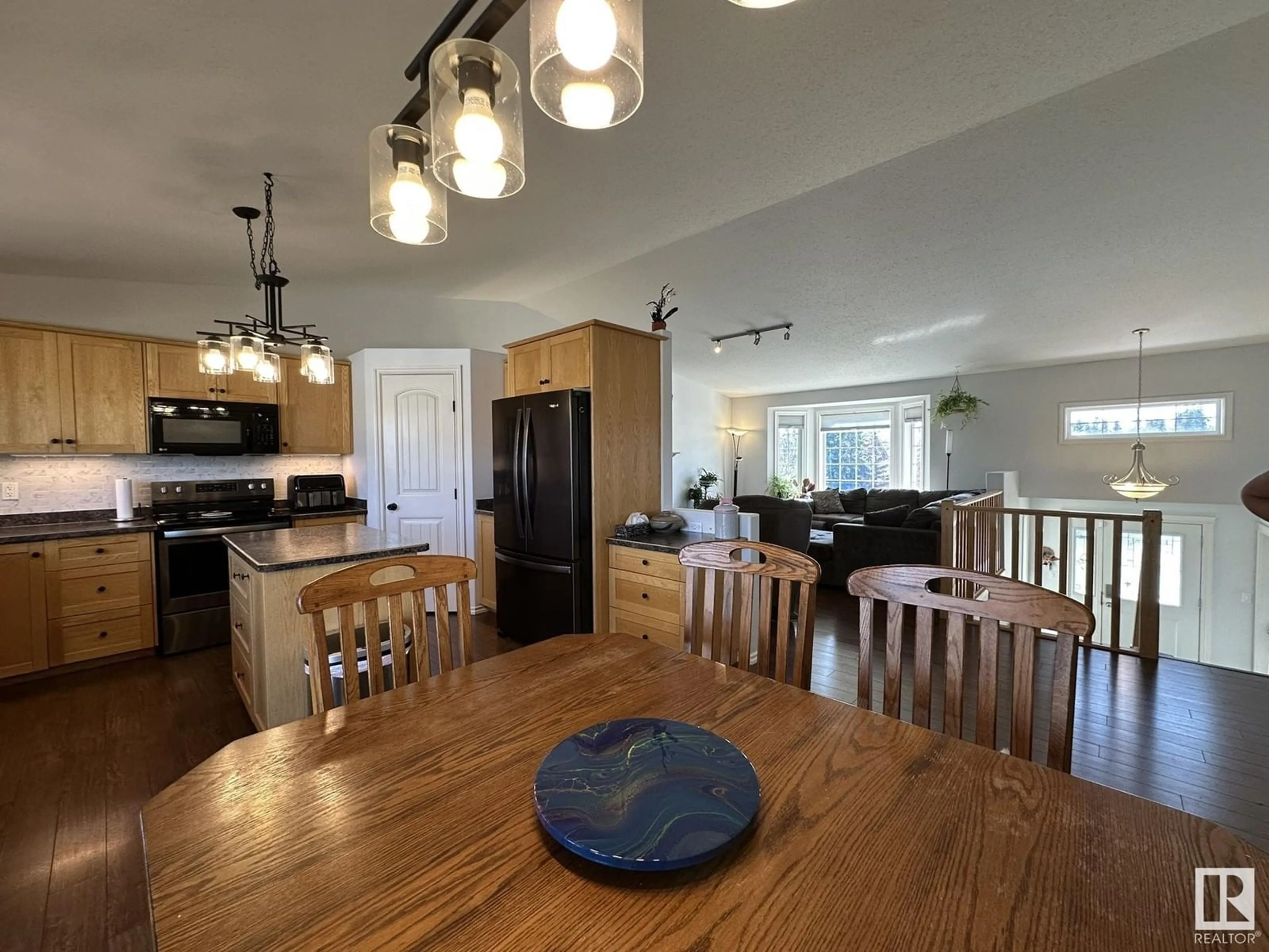 Open concept kitchen, unknown for 5601 55 ST, Smoky Lake Town Alberta T0A3C0