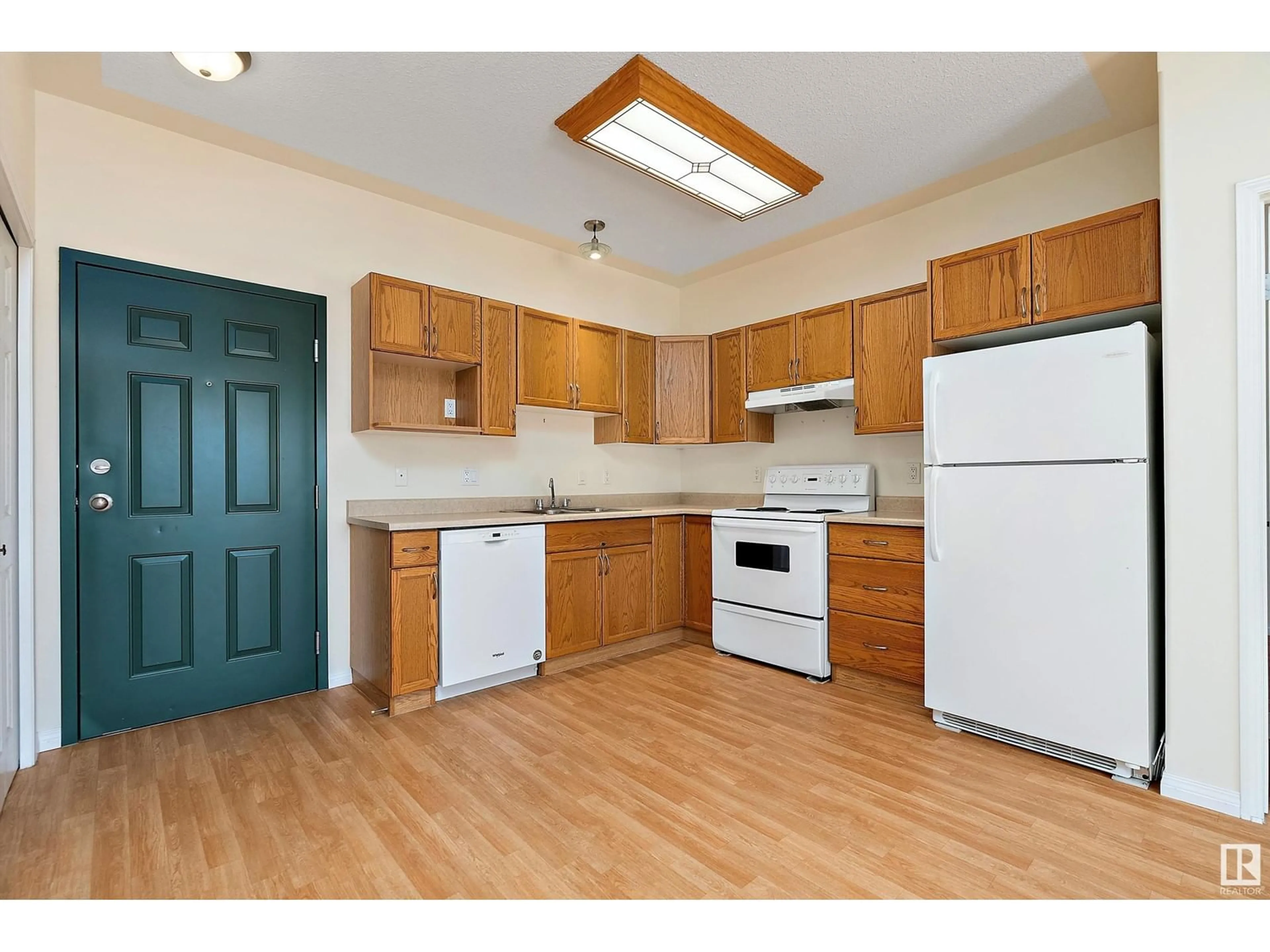 Standard kitchen, wood/laminate floor for 505 - 4806 48 AV, Leduc Alberta T9E8S2