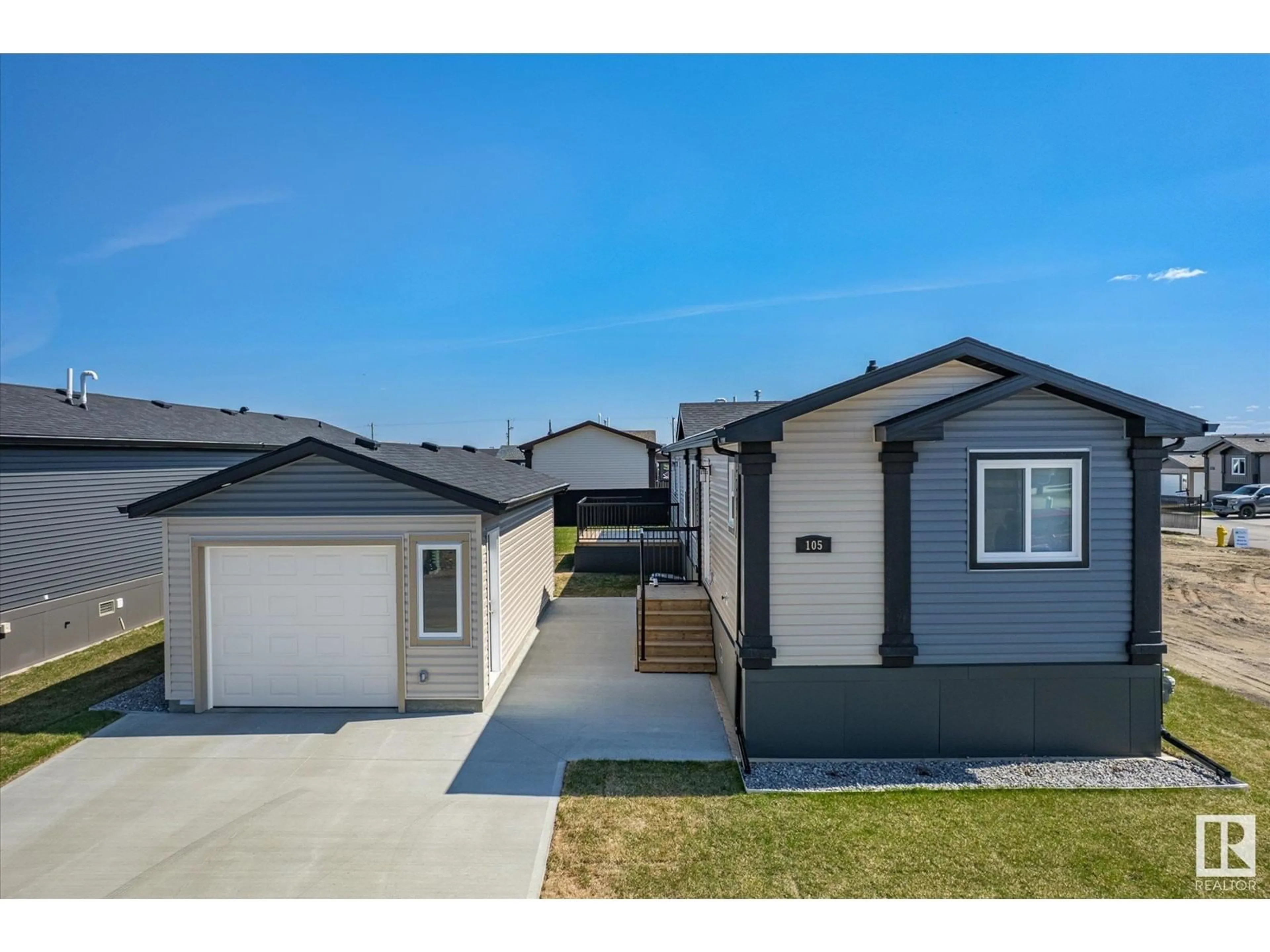 Unknown for 105 LILY LN, Morinville Alberta T8R2P7