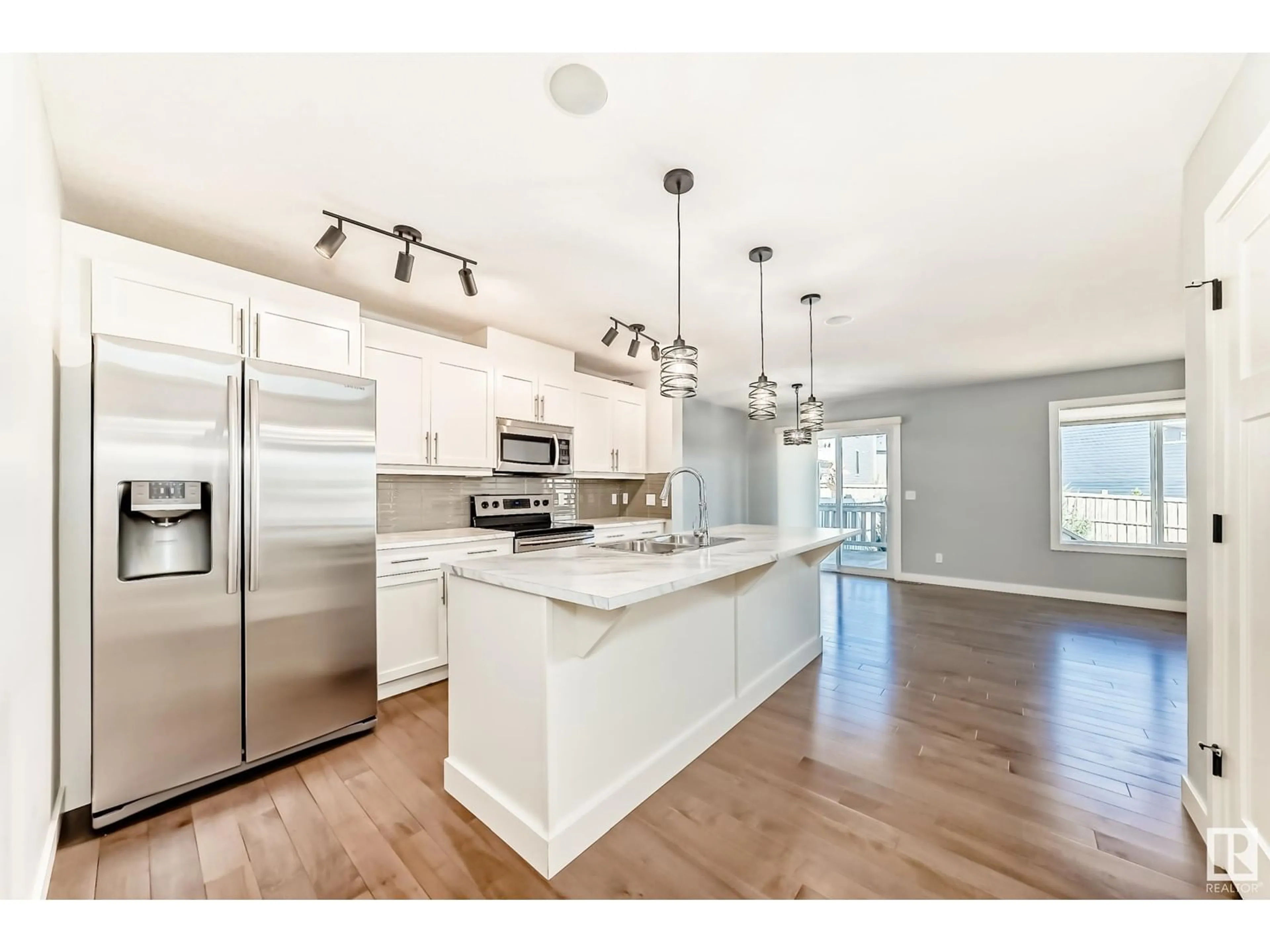 Open concept kitchen, unknown for 6612 CARDINAL RD SW, Edmonton Alberta T6W1Y9