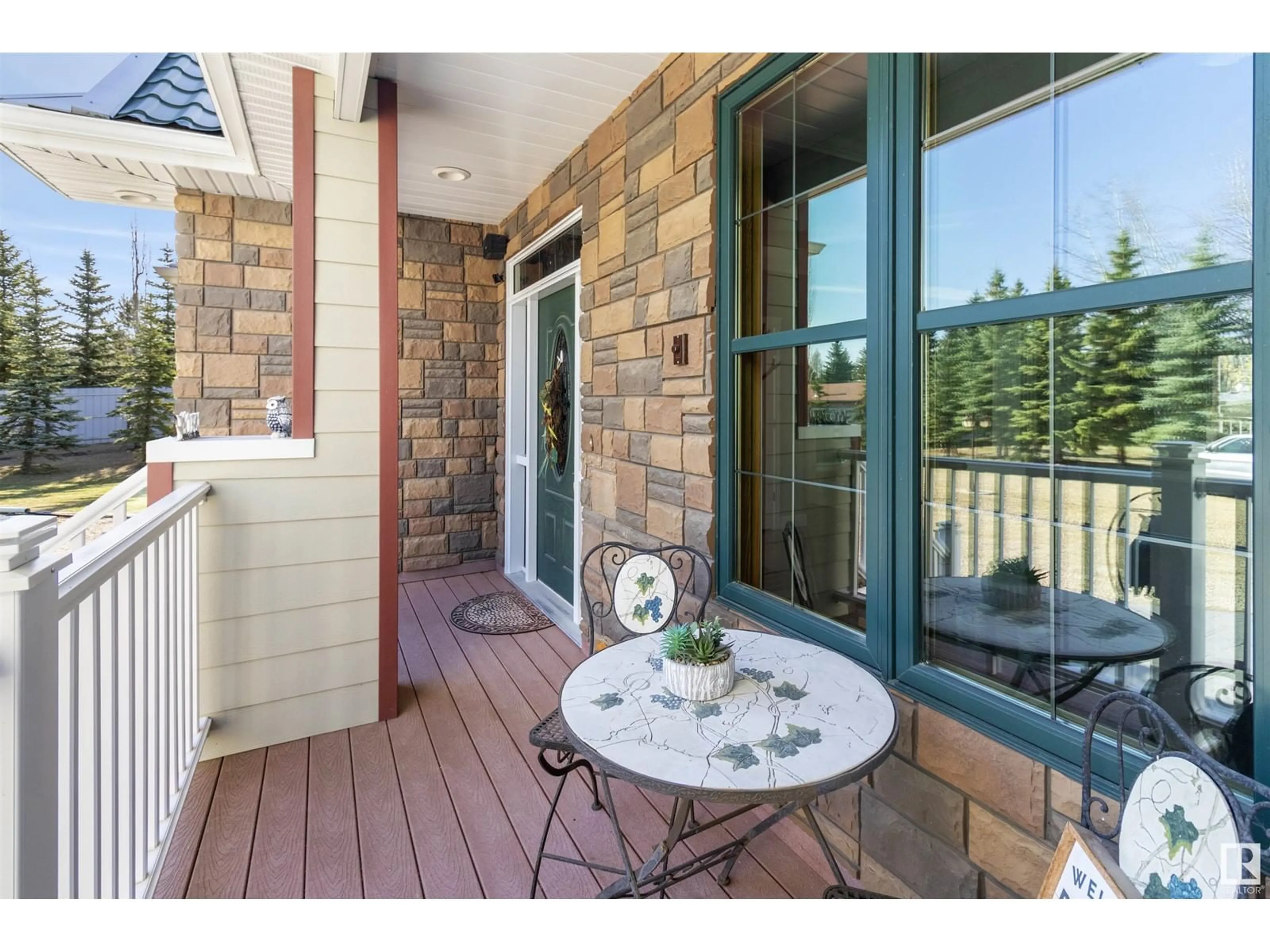 Patio, water/lake/river/ocean view for 51069 - 85 RGE ROAD 215, Rural Strathcona County Alberta T8E1G7