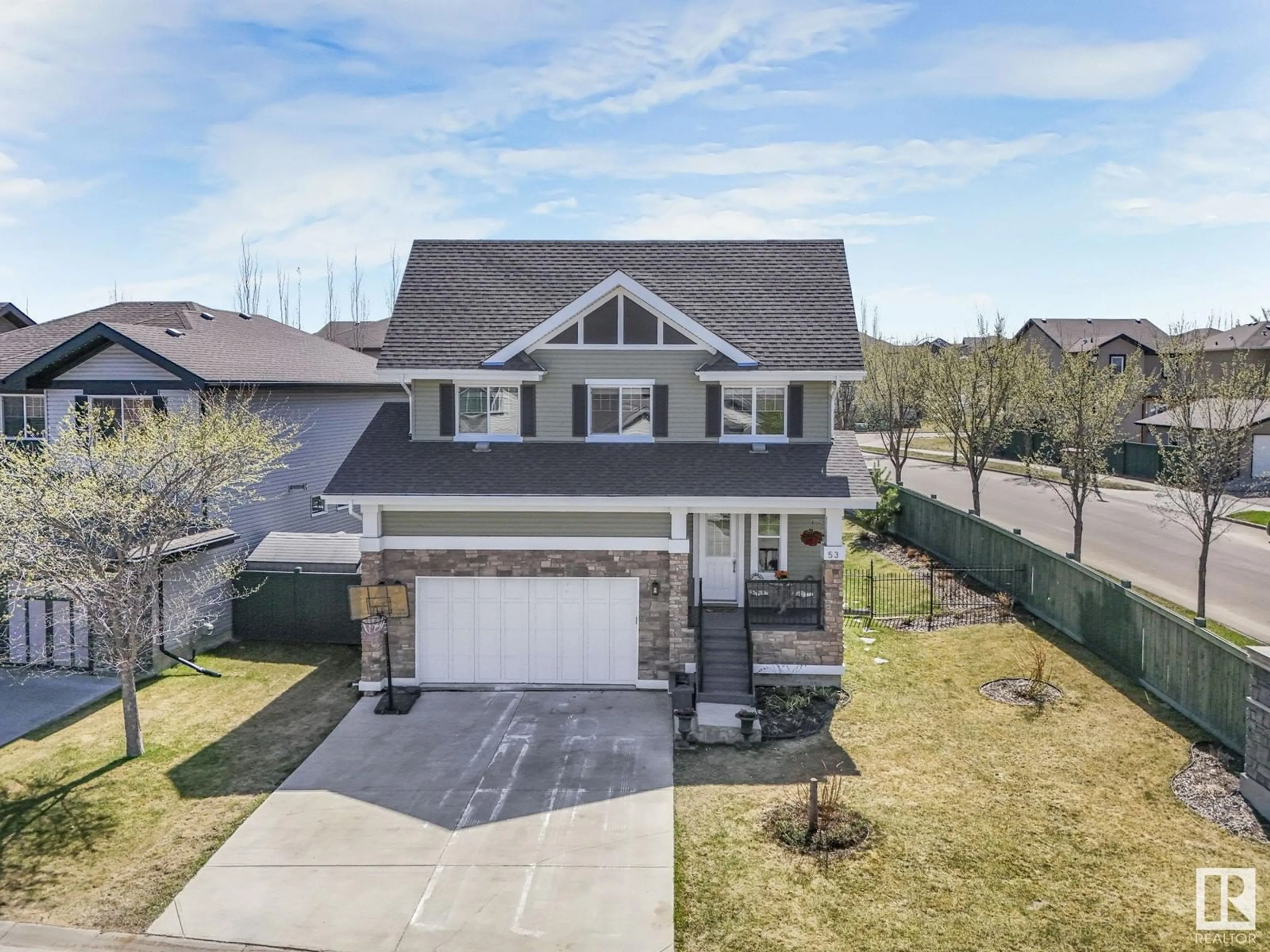 A pic from outside/outdoor area/front of a property/back of a property/a pic from drone, street for 53 VERONA CR, Spruce Grove Alberta T7X0J7