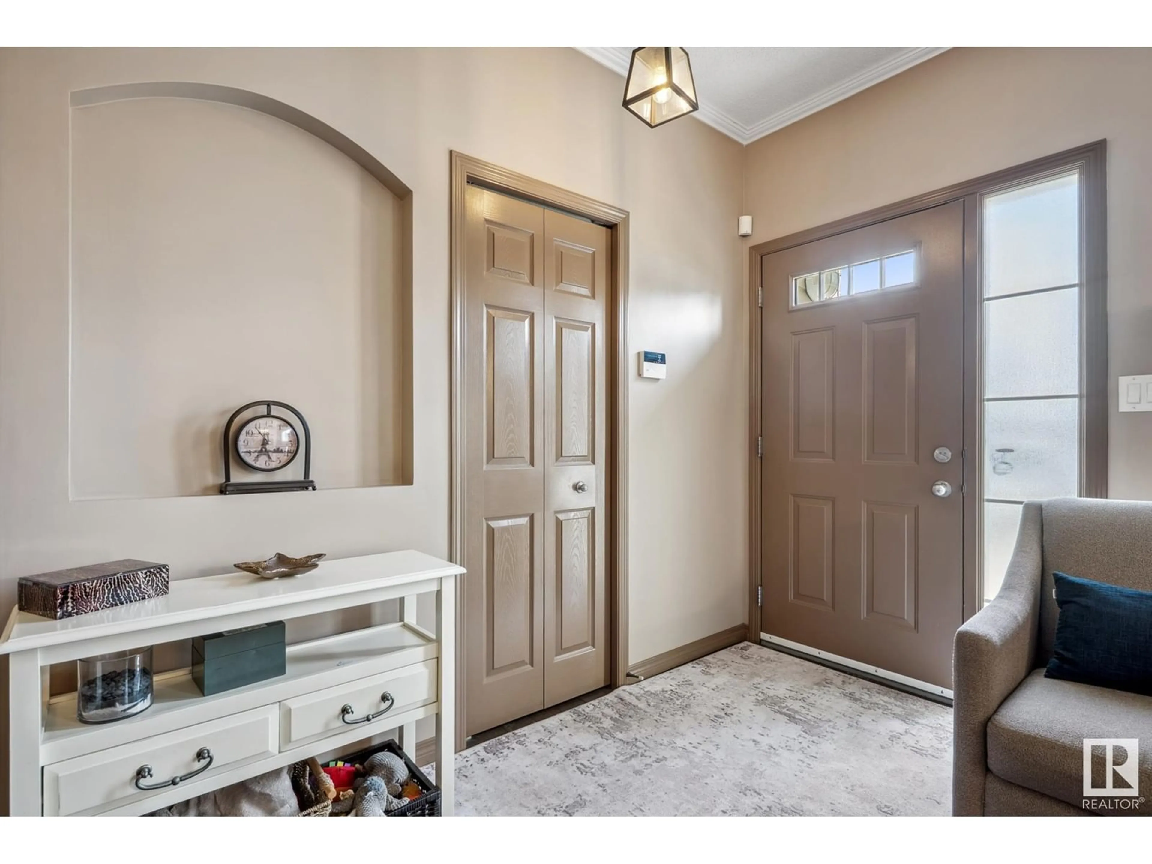 Indoor entryway for #61 - 1179 SUMMERSIDE DR, Edmonton Alberta T6K1K1