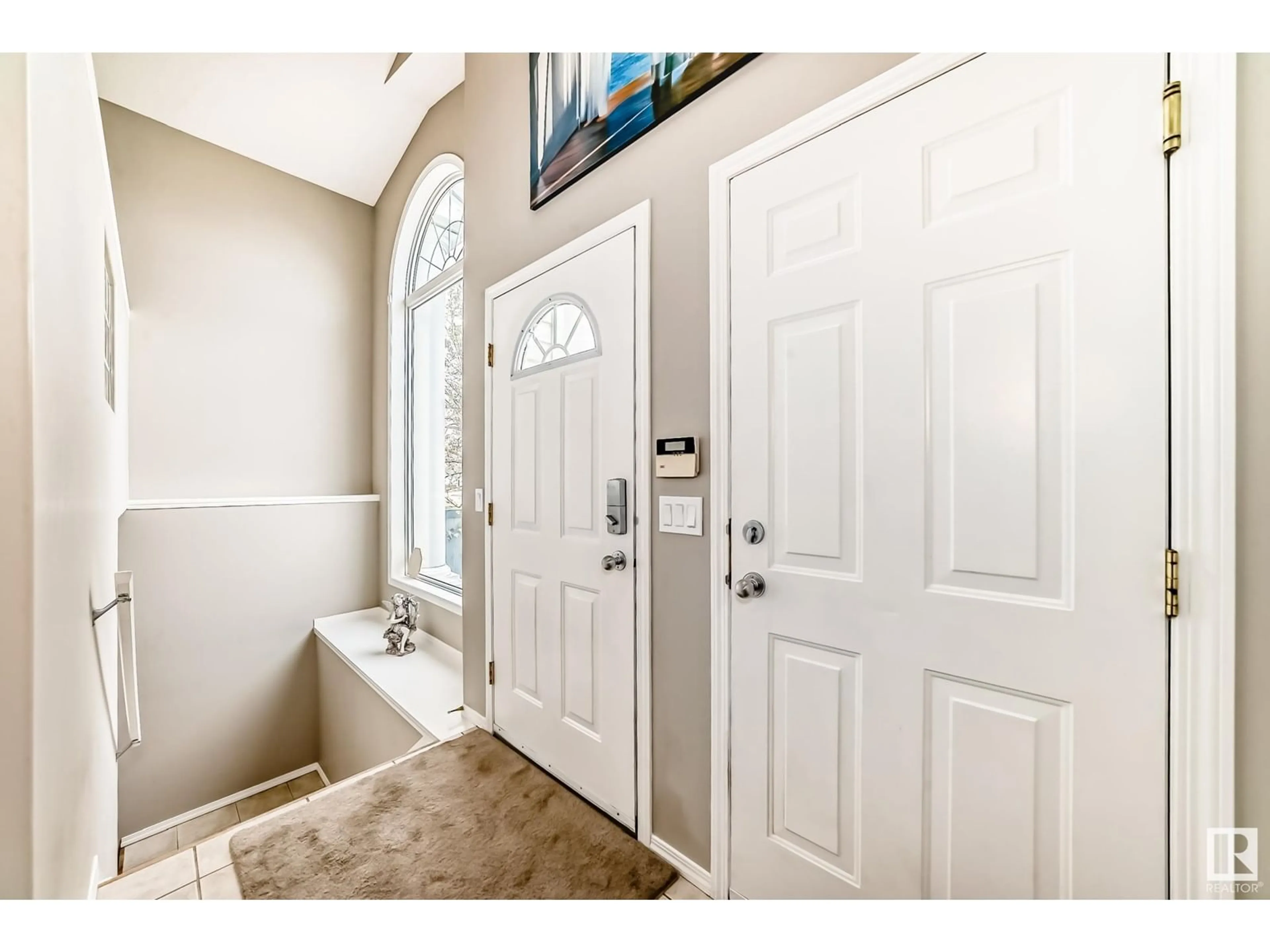 Indoor entryway for NW - 16203 83 ST, Edmonton Alberta T5Z3L5