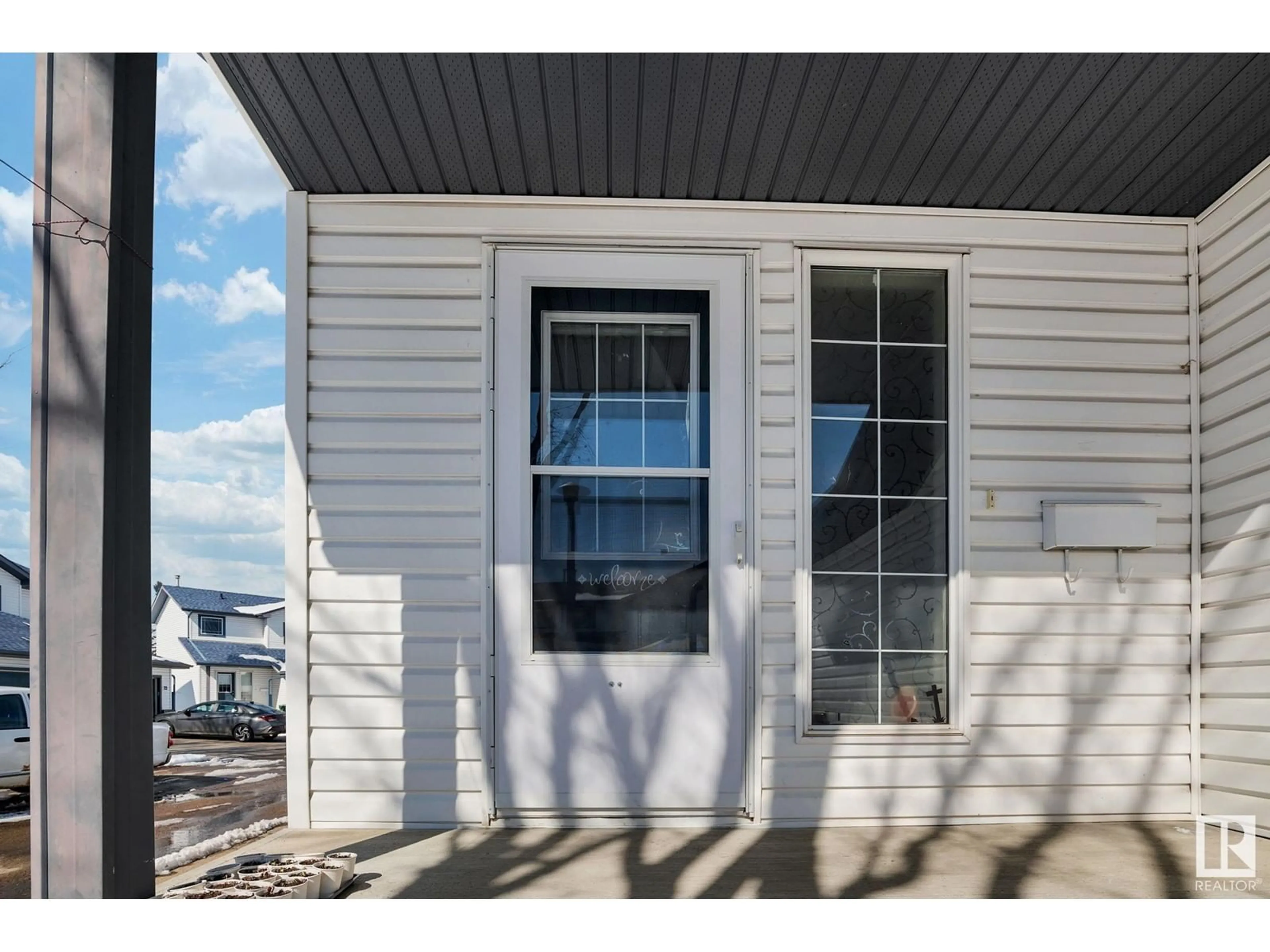 Home with vinyl exterior material, unknown for 3 - 32 GROVE MEADOW DR, Spruce Grove Alberta T7X4L9