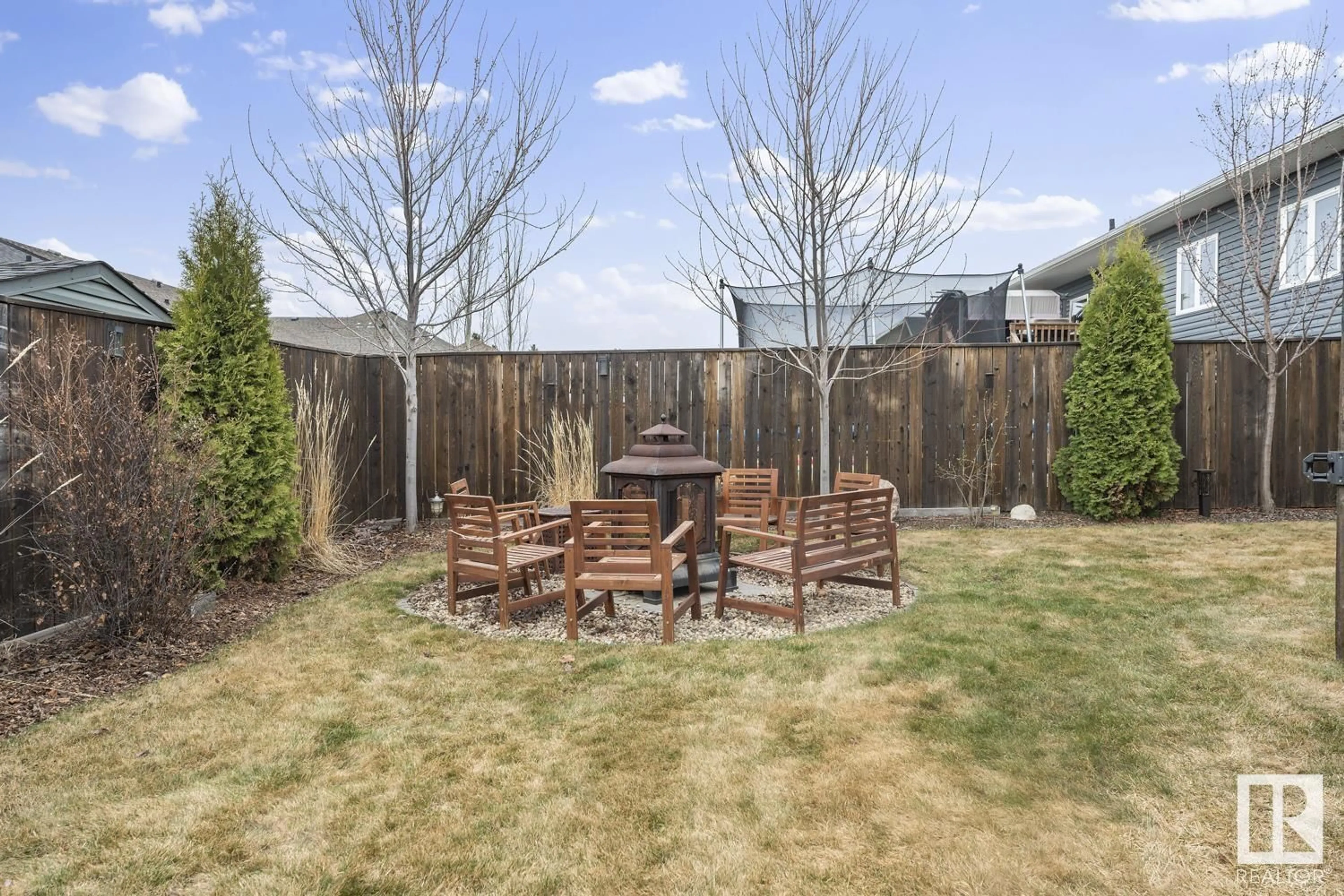 Patio, unknown for 1214 18 AV, Cold Lake Alberta T9M0G4
