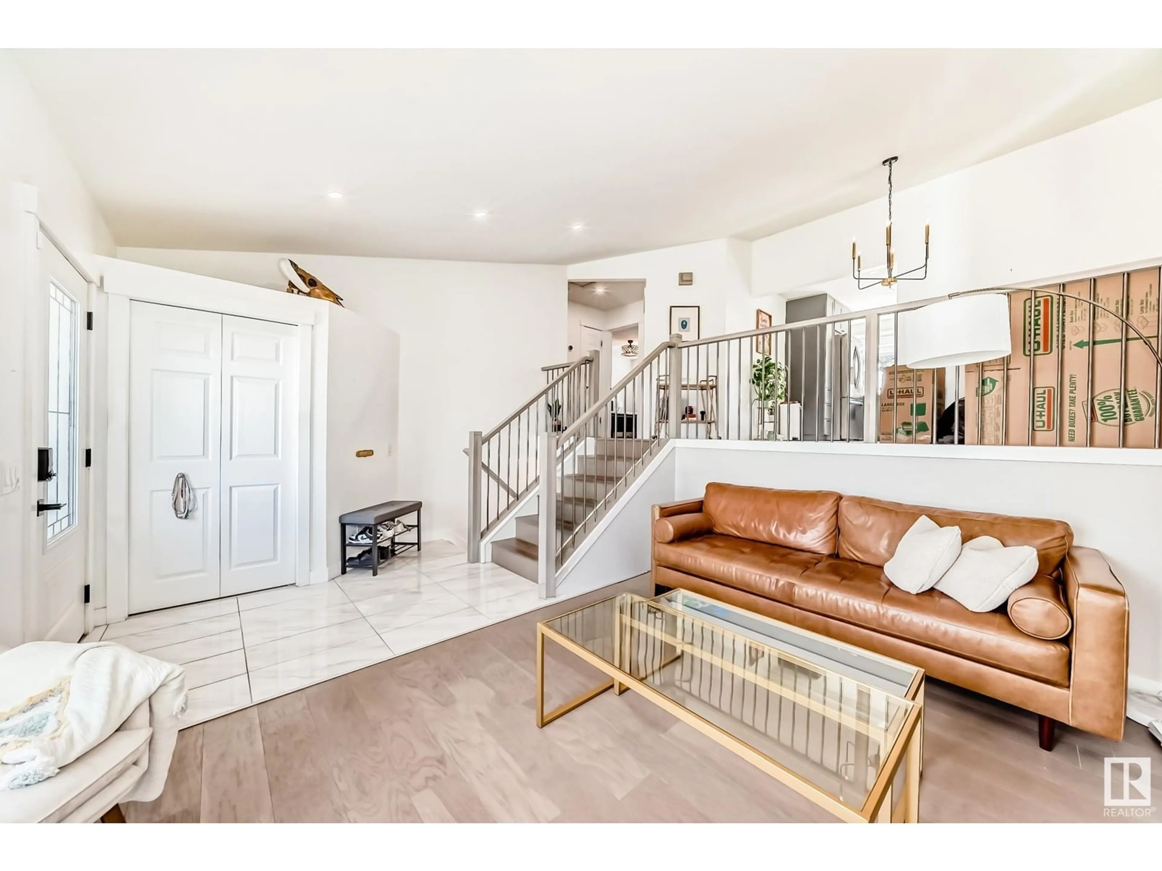 Indoor entryway for 7727 152B AV, Edmonton Alberta T5C3M3
