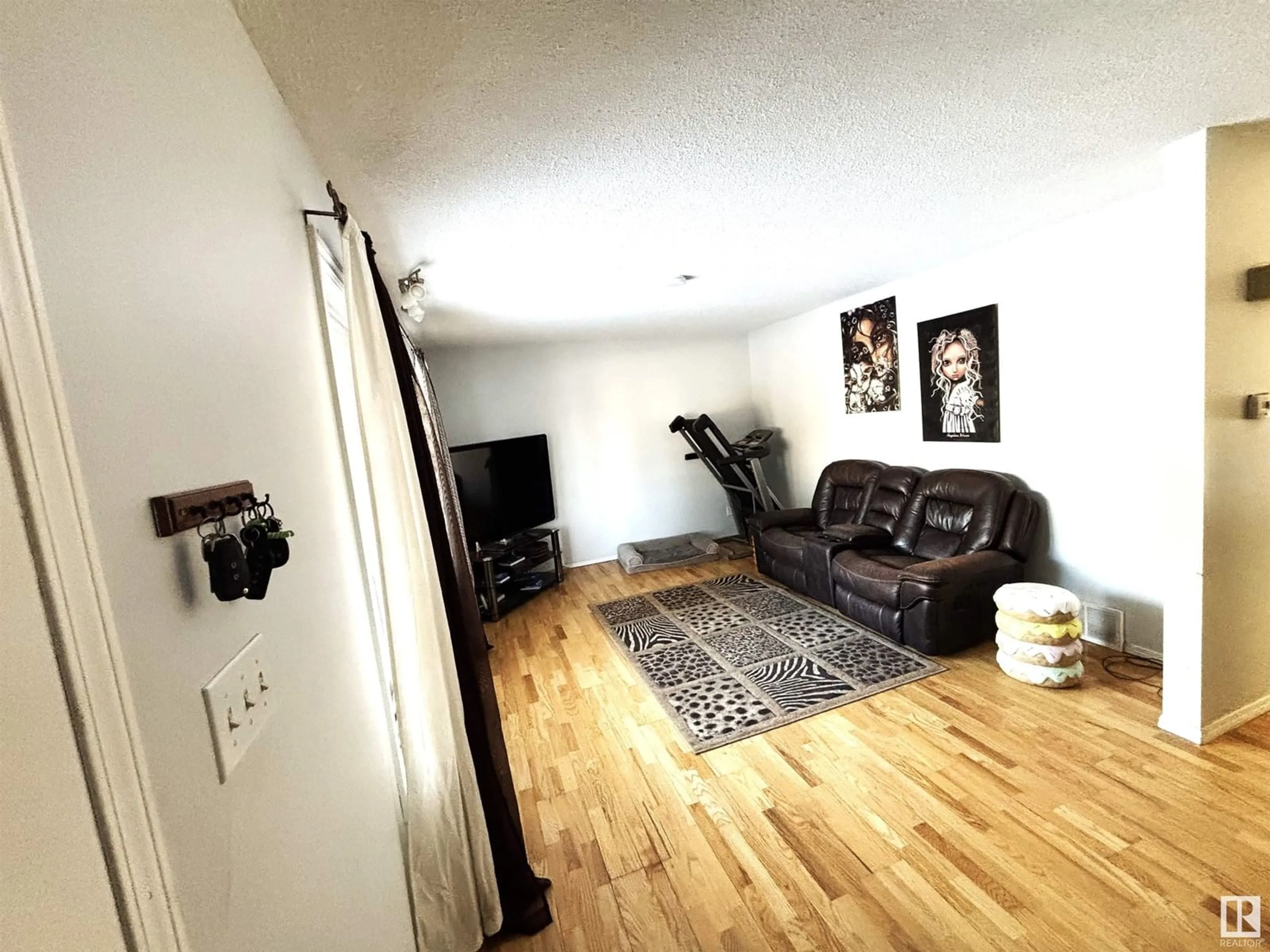 A pic of a room for 4742 57 ST, Cold Lake Alberta T9M1V1