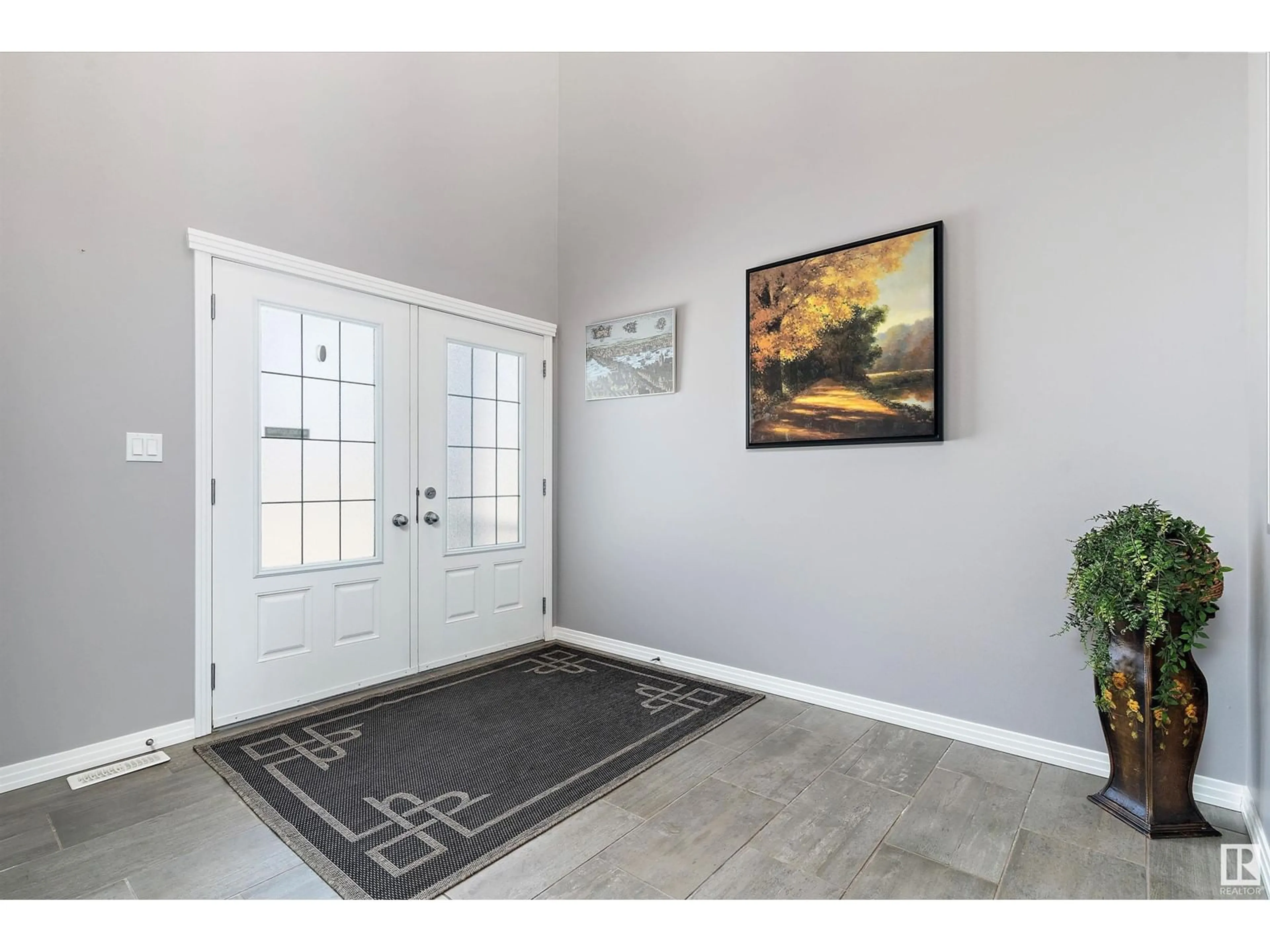 Indoor entryway for 1325 ADAMSON DR, Edmonton Alberta T6W2N8