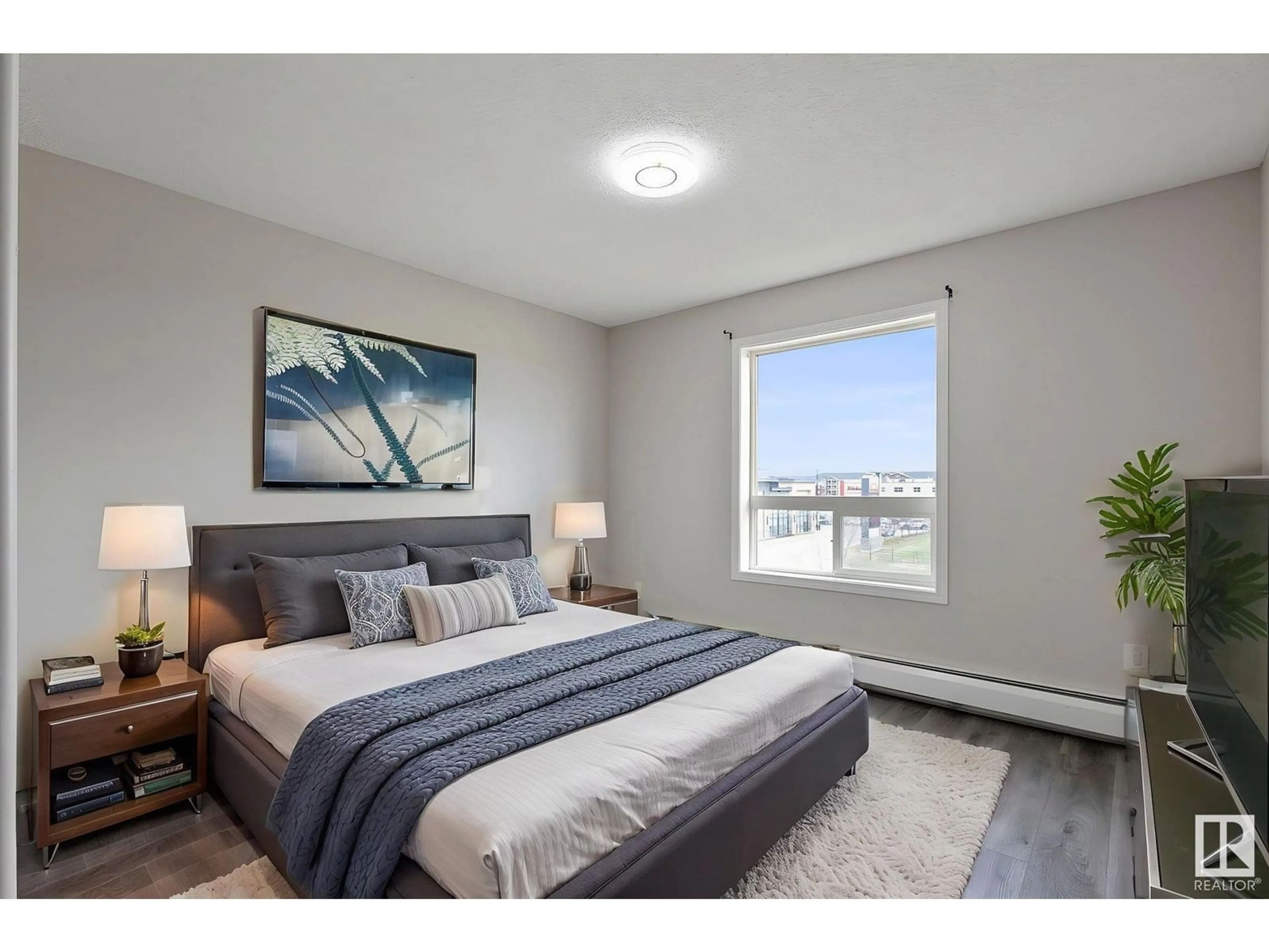 Bedroom with bed, unknown for 1316 SOUTH TERWILLEGAR DR, Edmonton Alberta T6R0E1